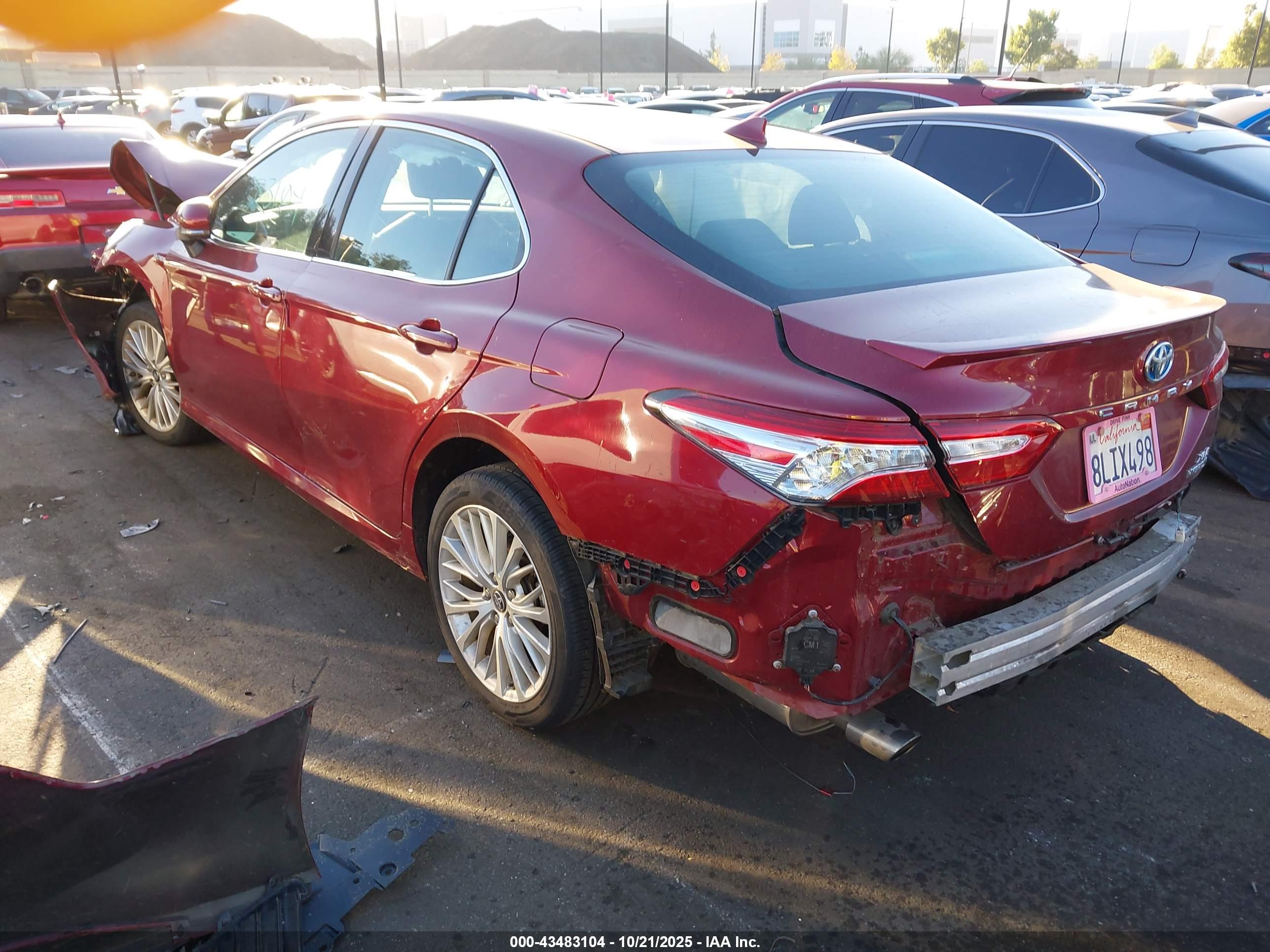 TOYOTA CAMRY image 3