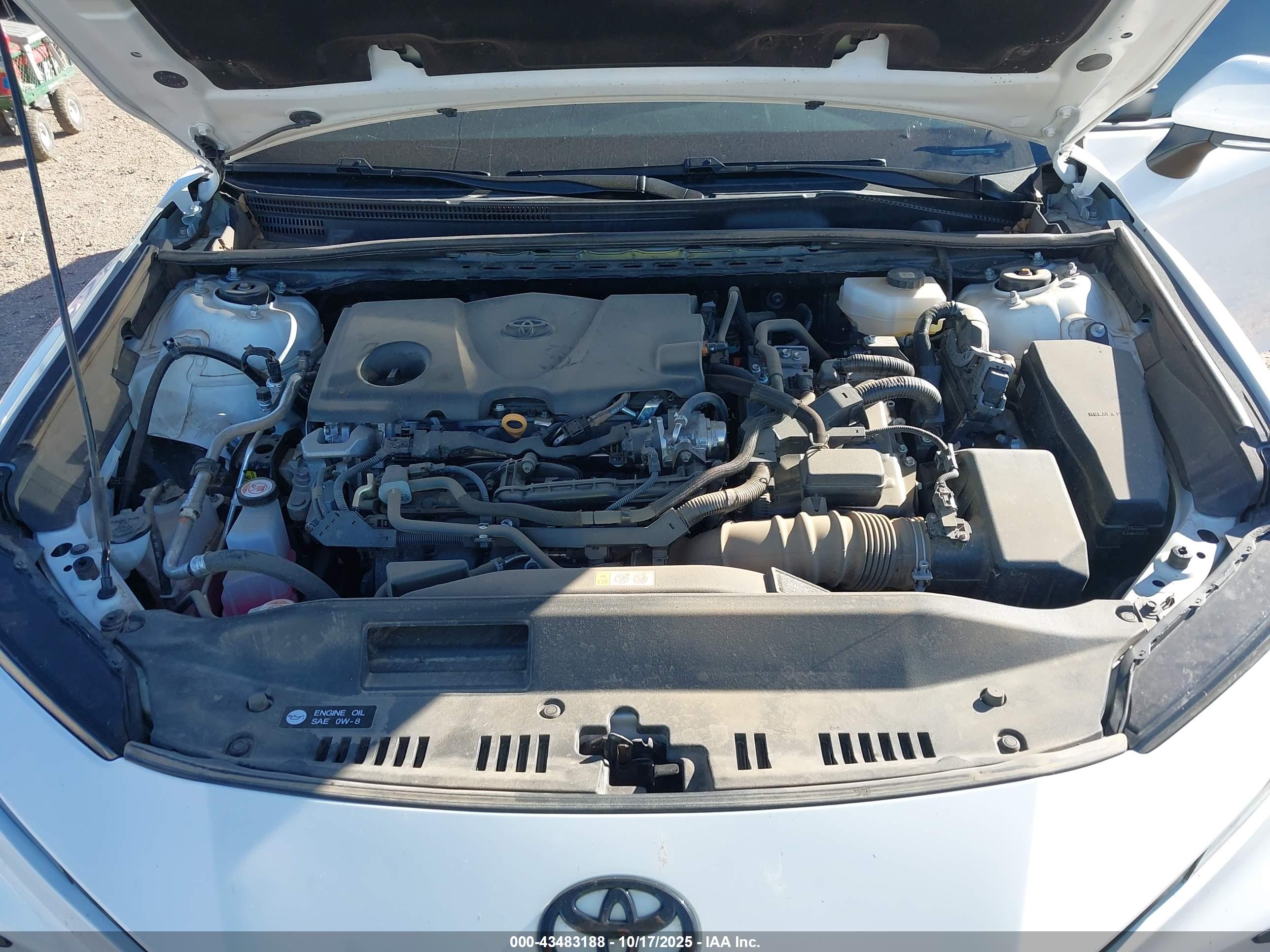 TOYOTA CAMRY image 10