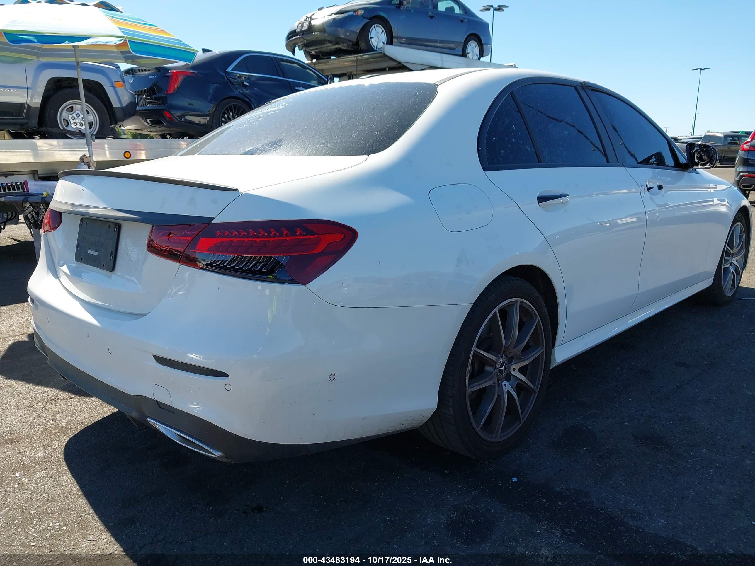 MERCEDES-BENZ E image 4