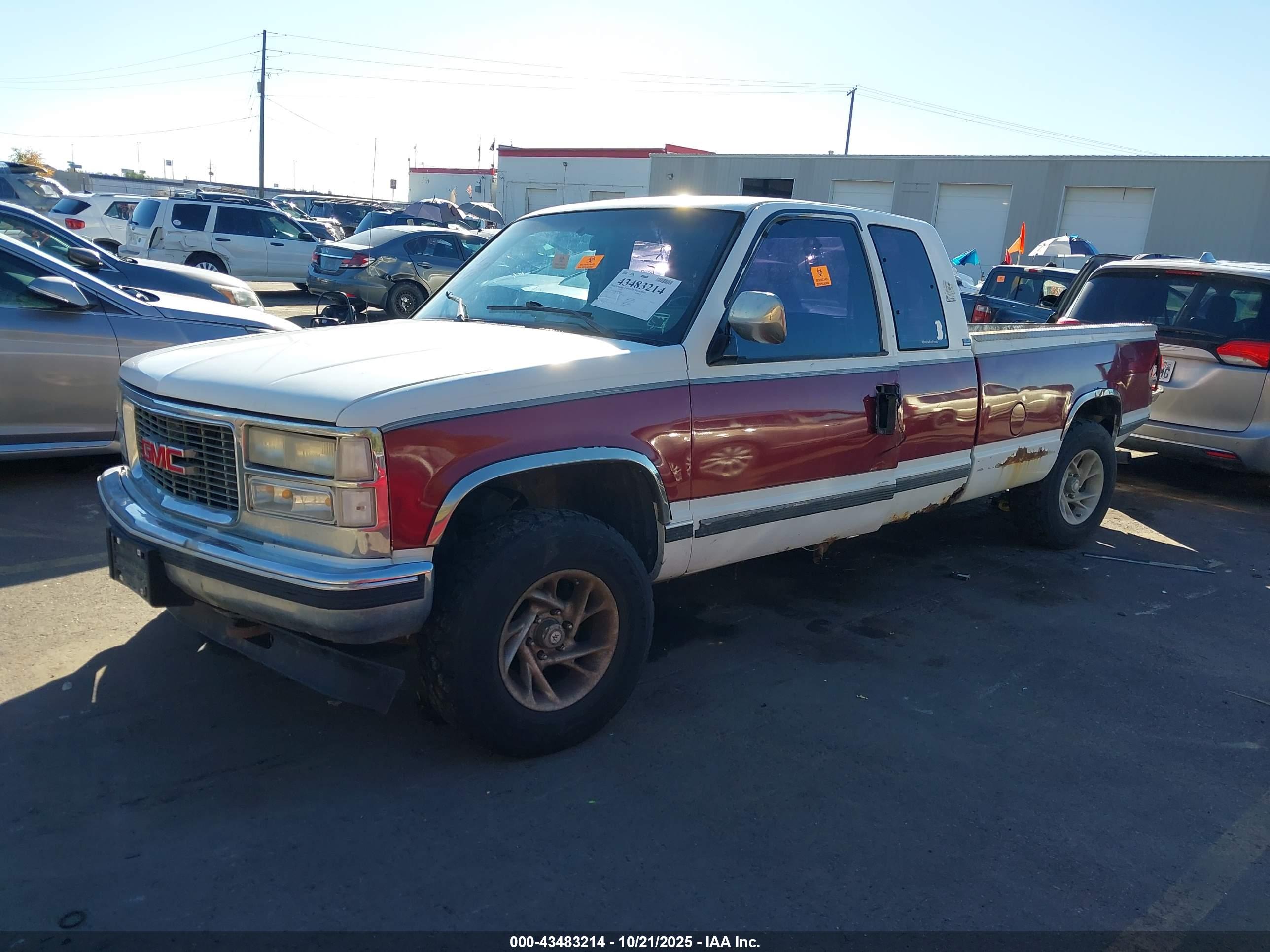 GMC SIERRA image 2