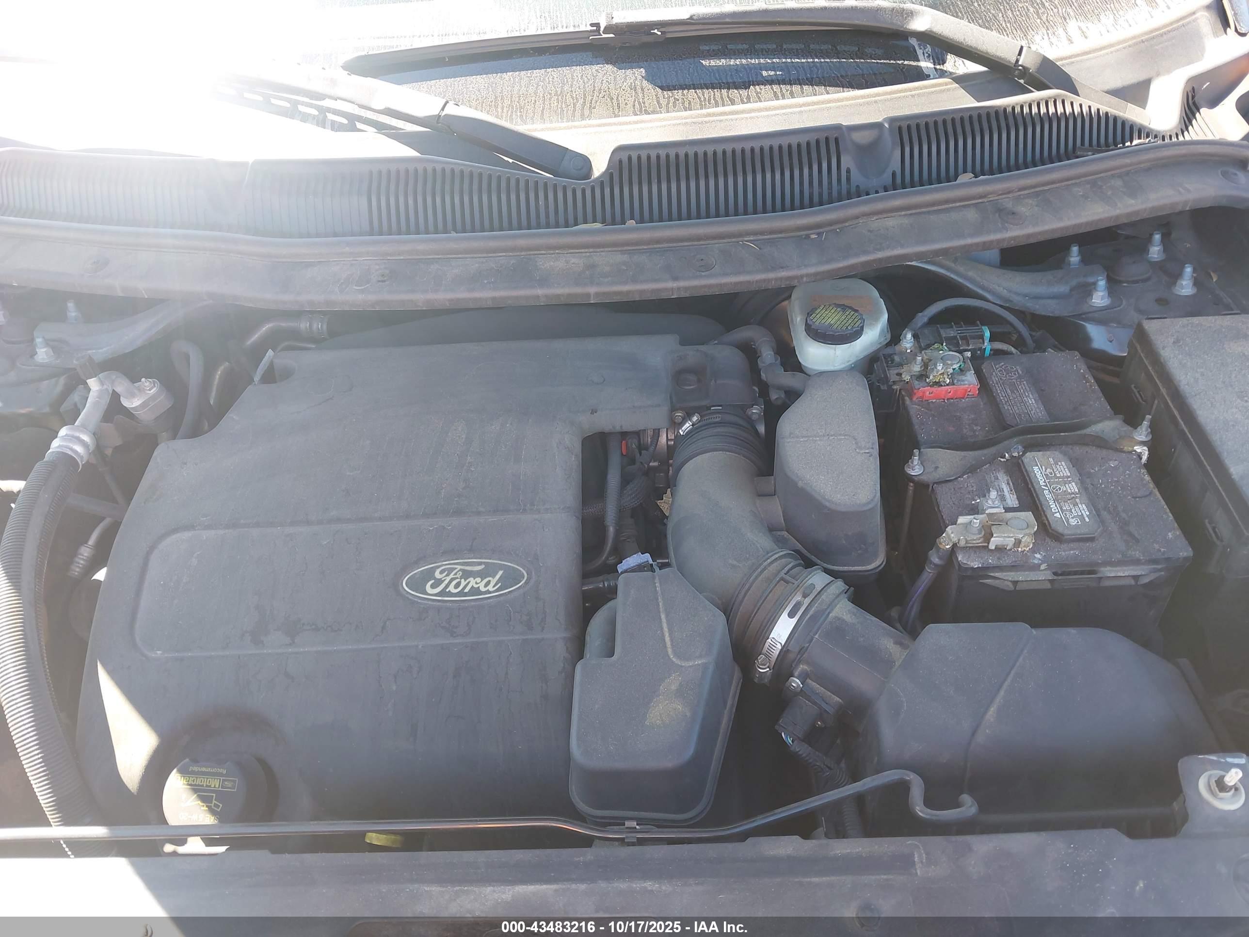 FORD EXPLORER image 10