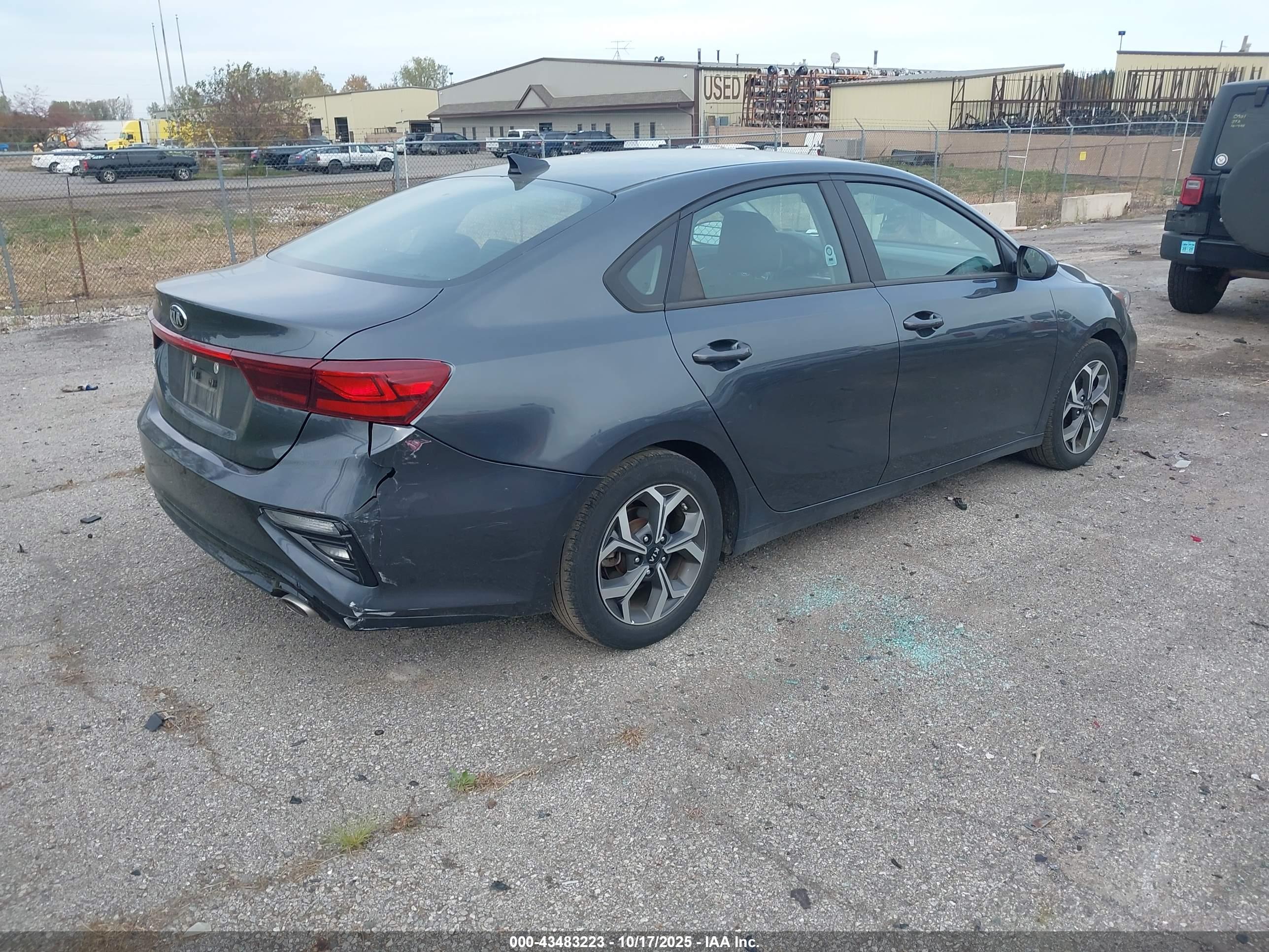 KIA FORTE image 4