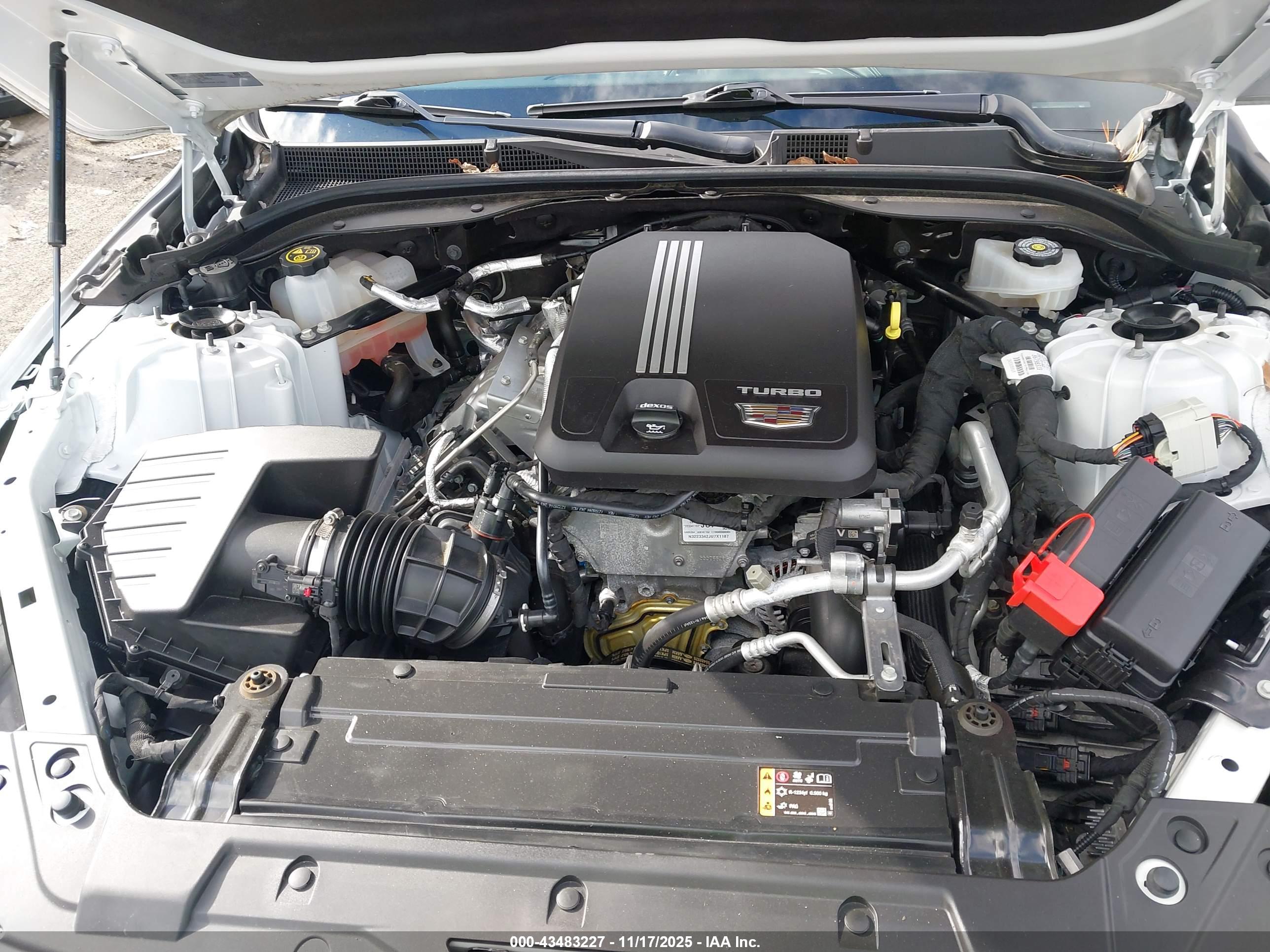CADILLAC CT5 image 10