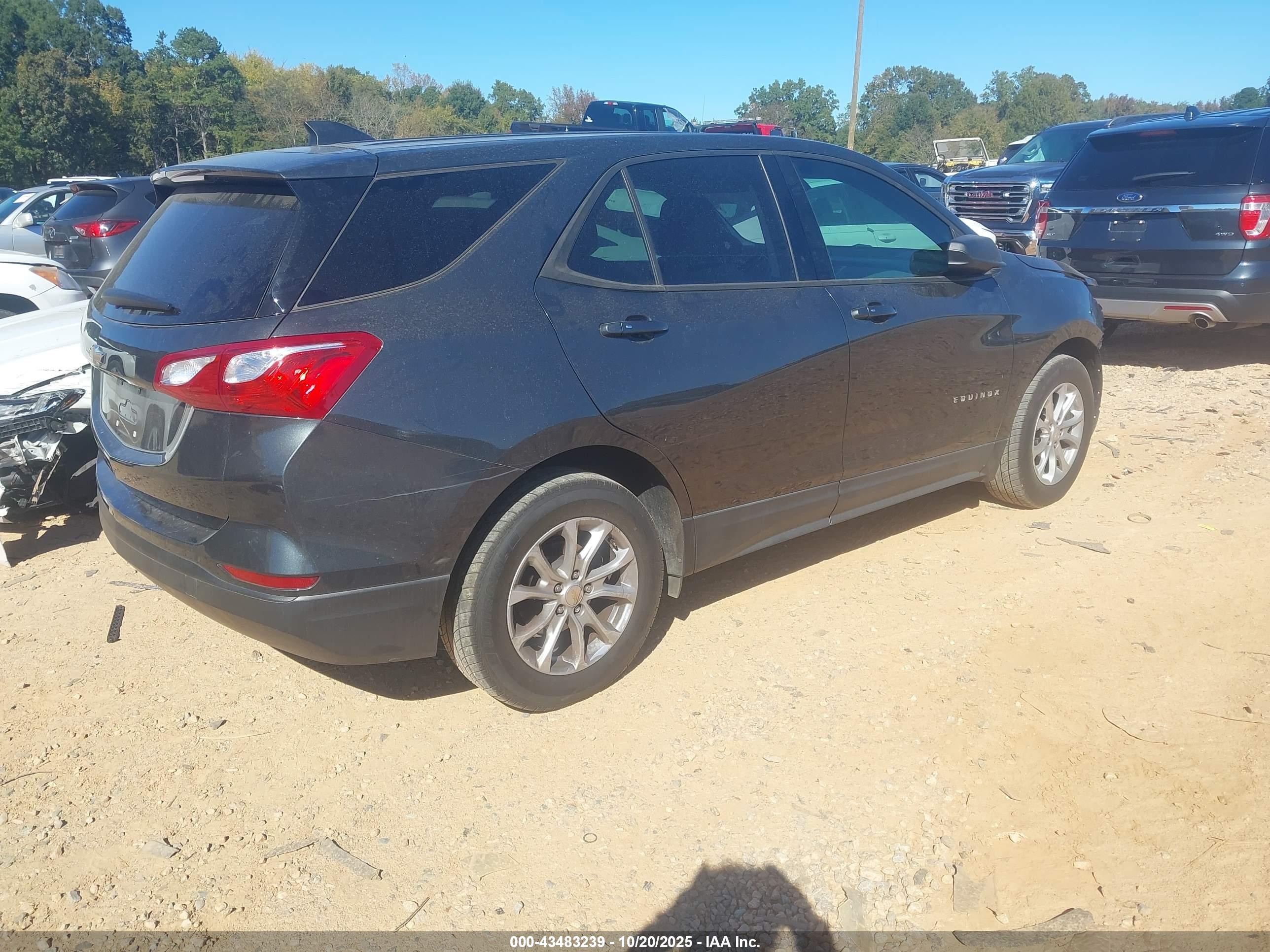 CHEVROLET EQUINOX image 4