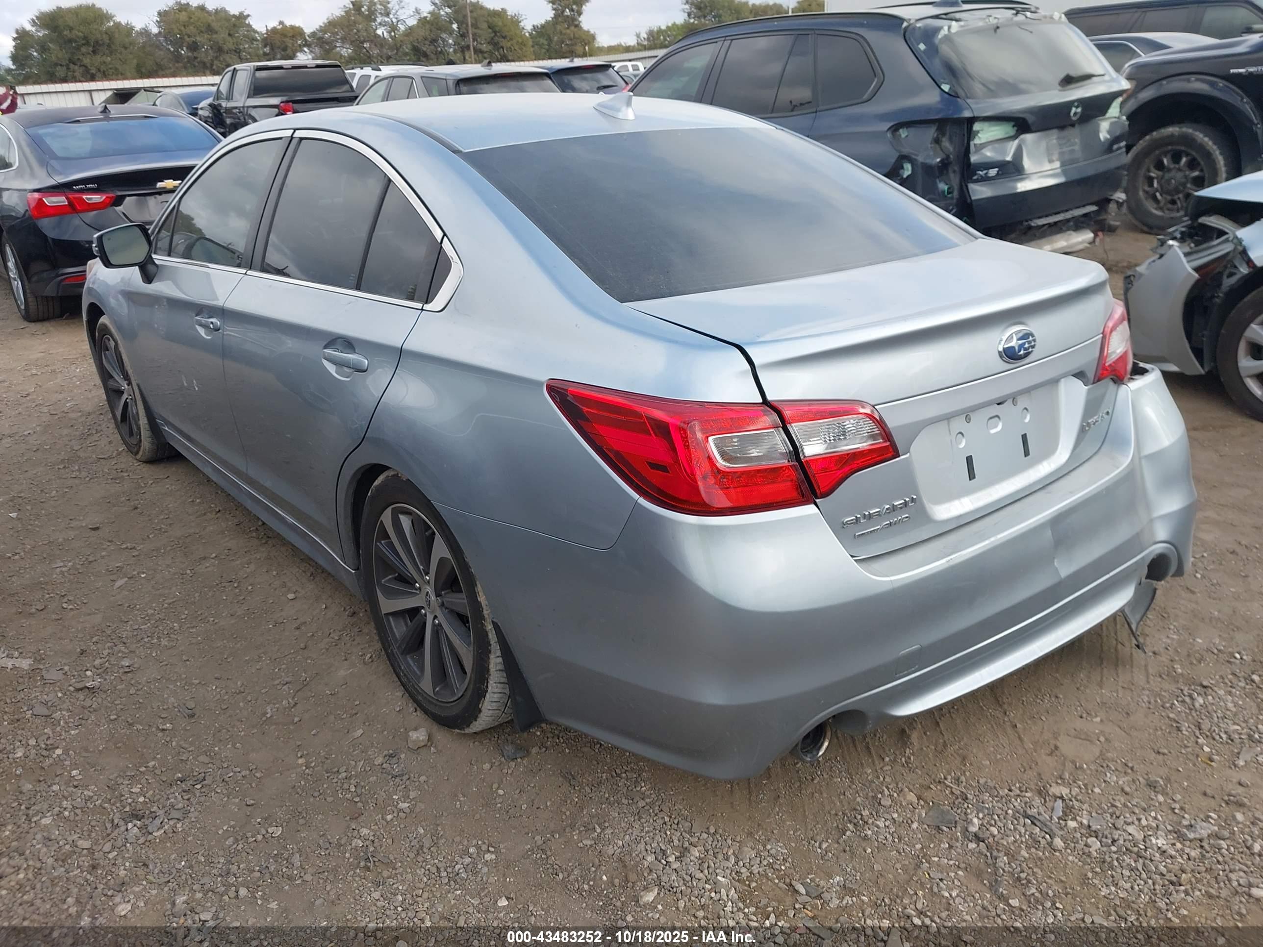 SUBARU LEGACY image 3