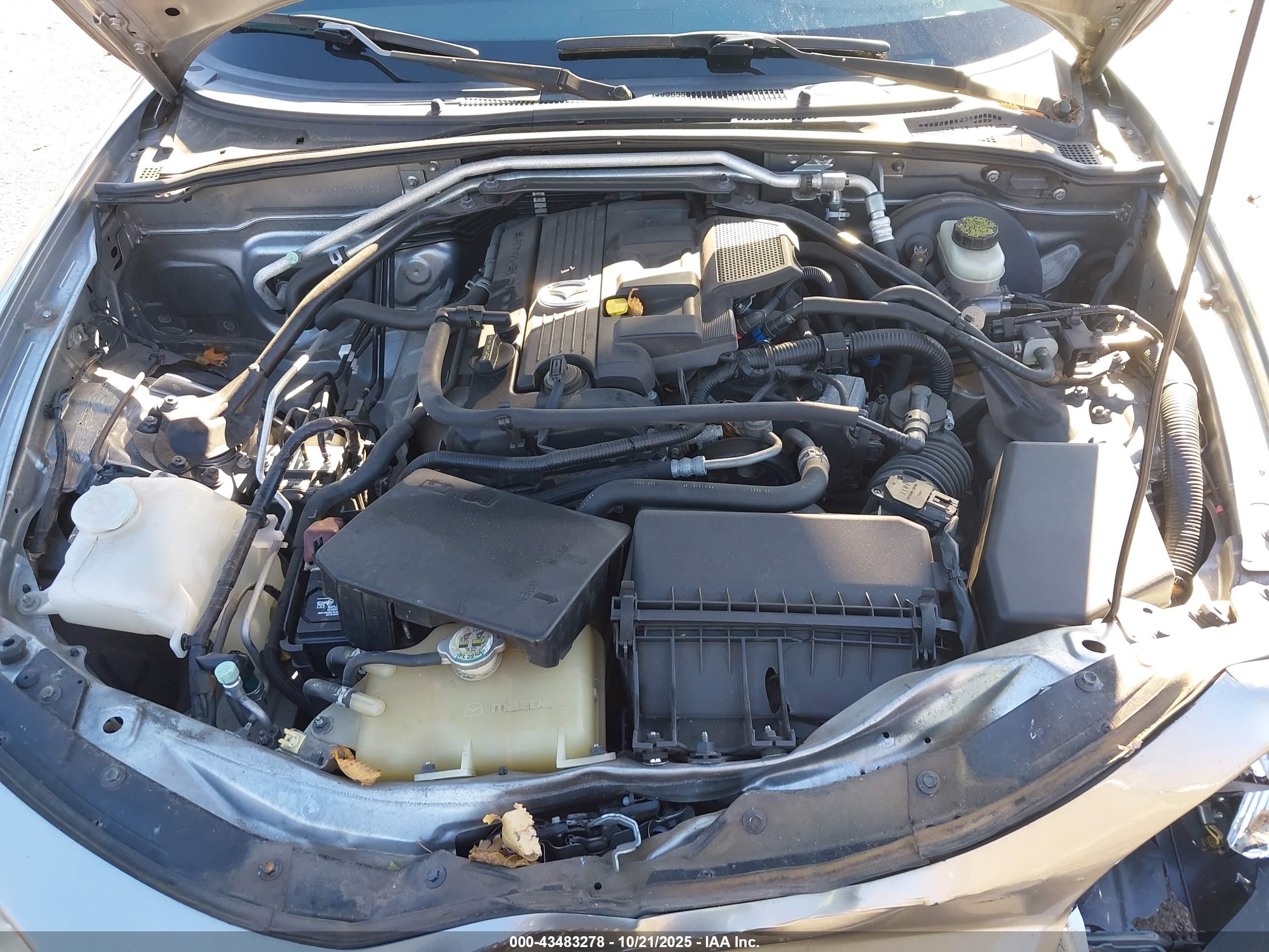 MAZDA MX-5 image 10