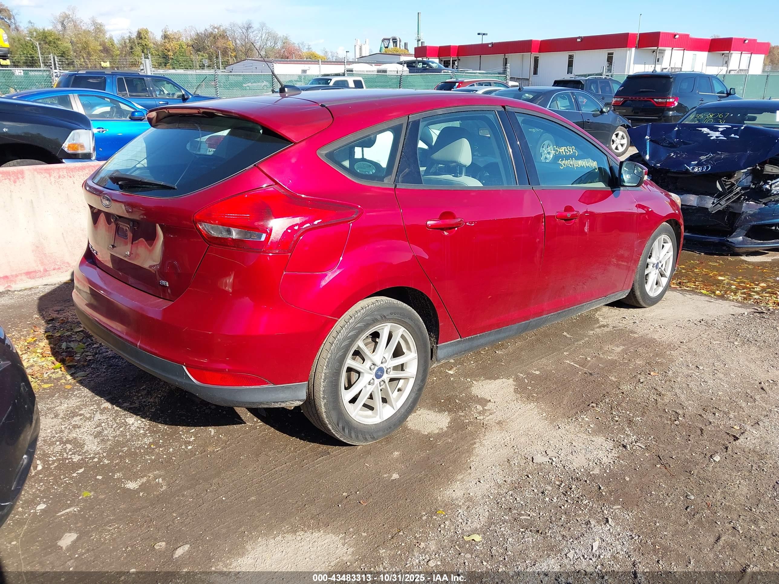 FORD FOCUS image 4