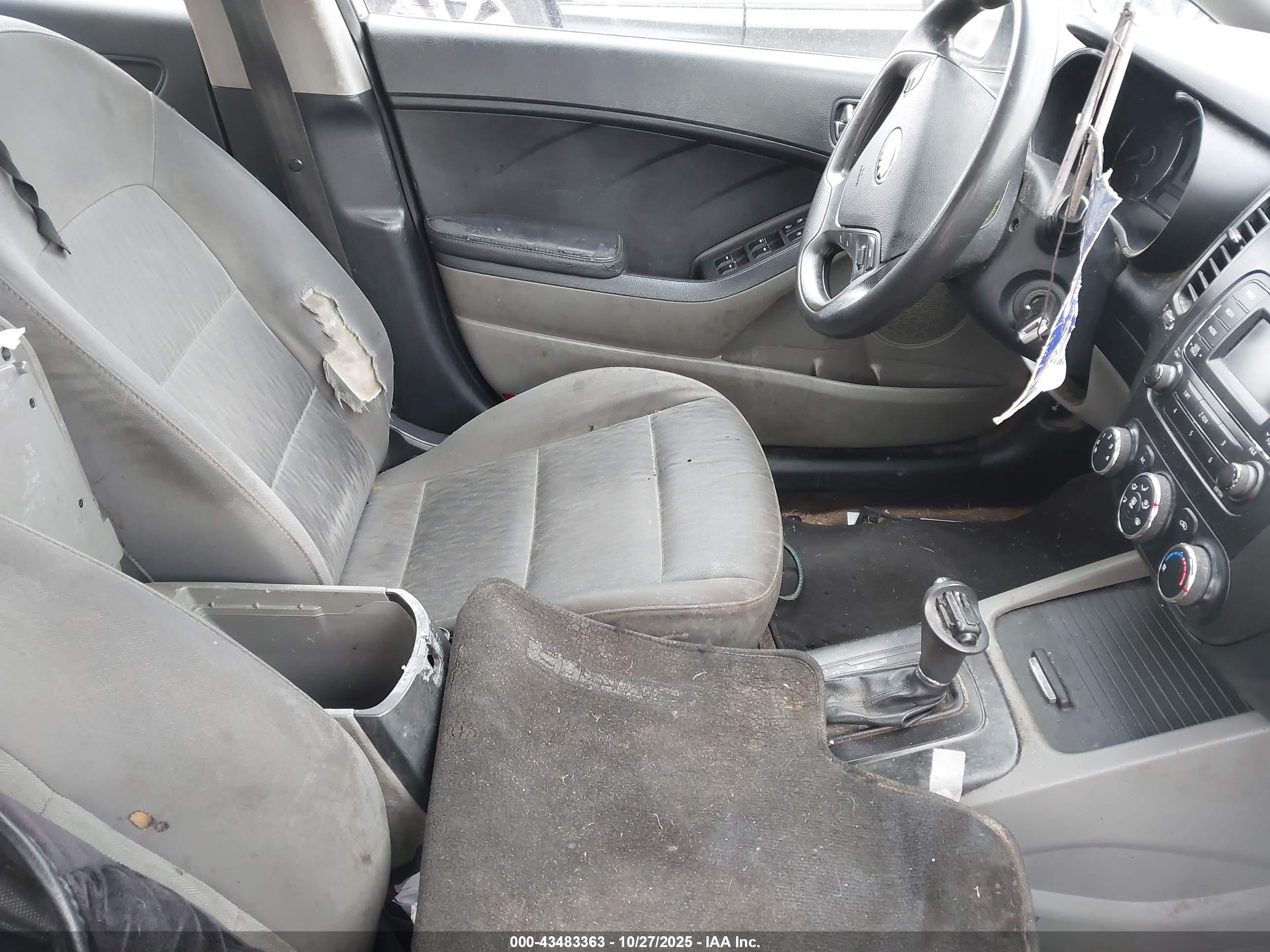 KIA FORTE image 5