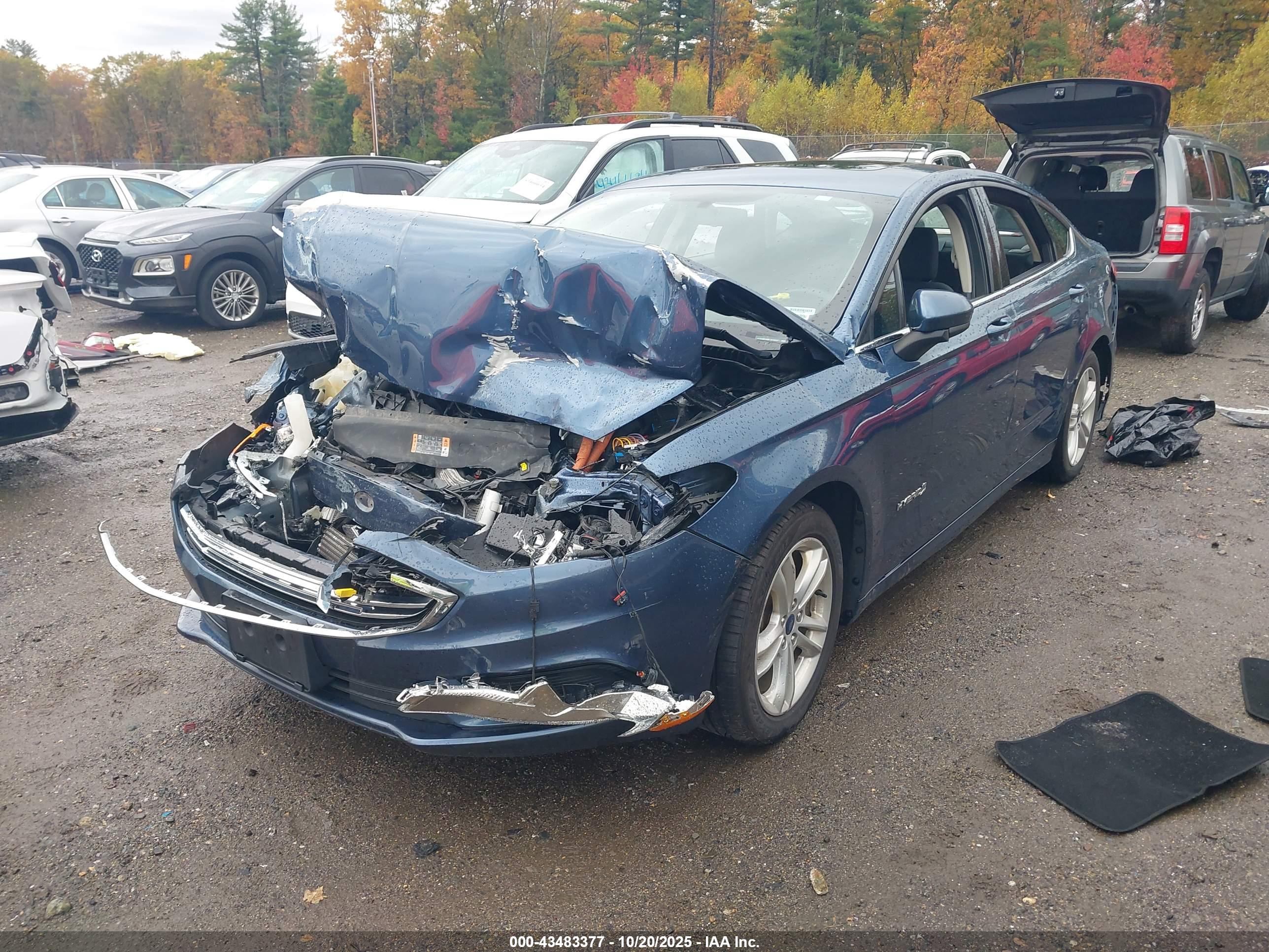 FORD FUSION image 2