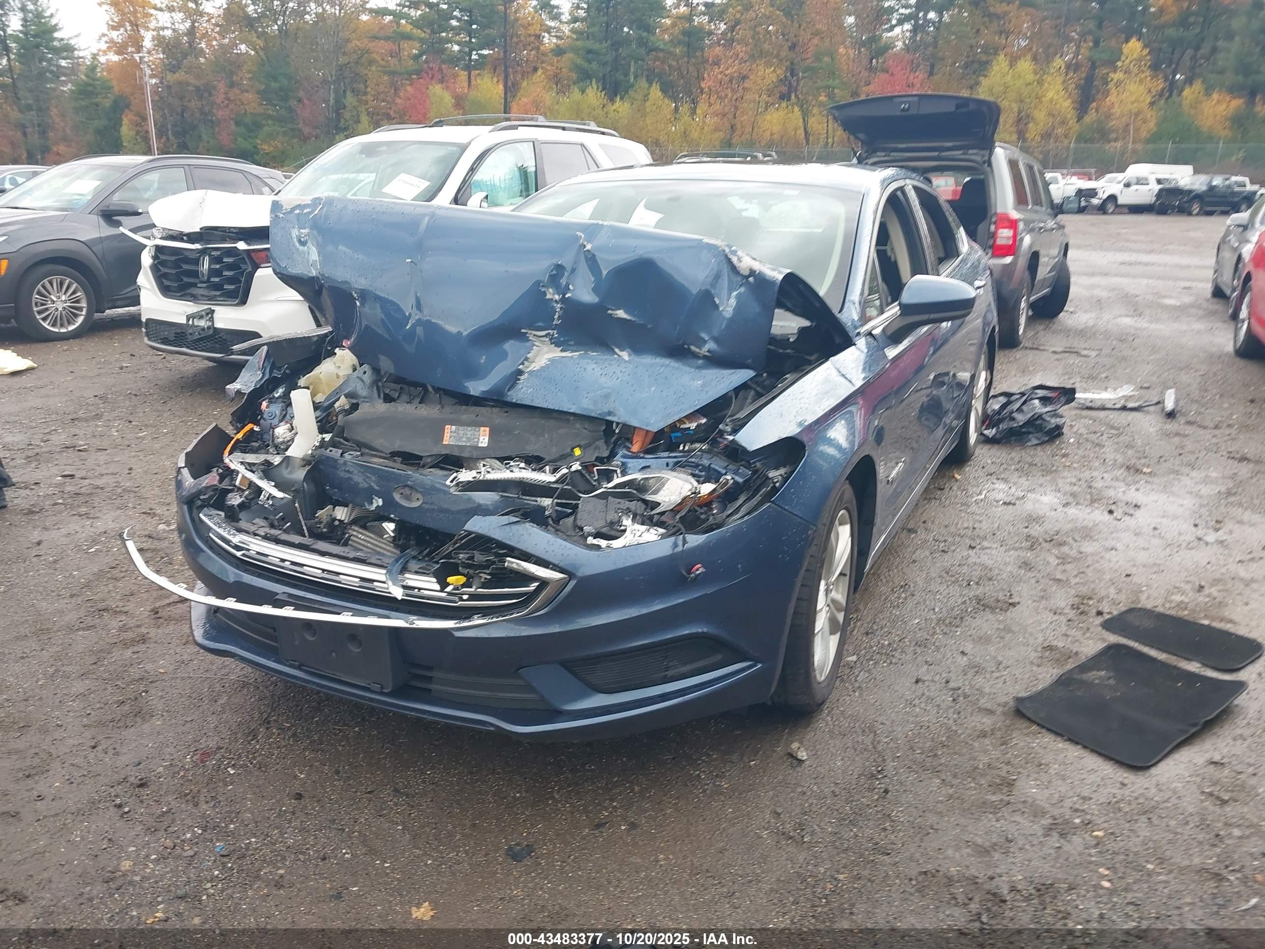 FORD FUSION image 6