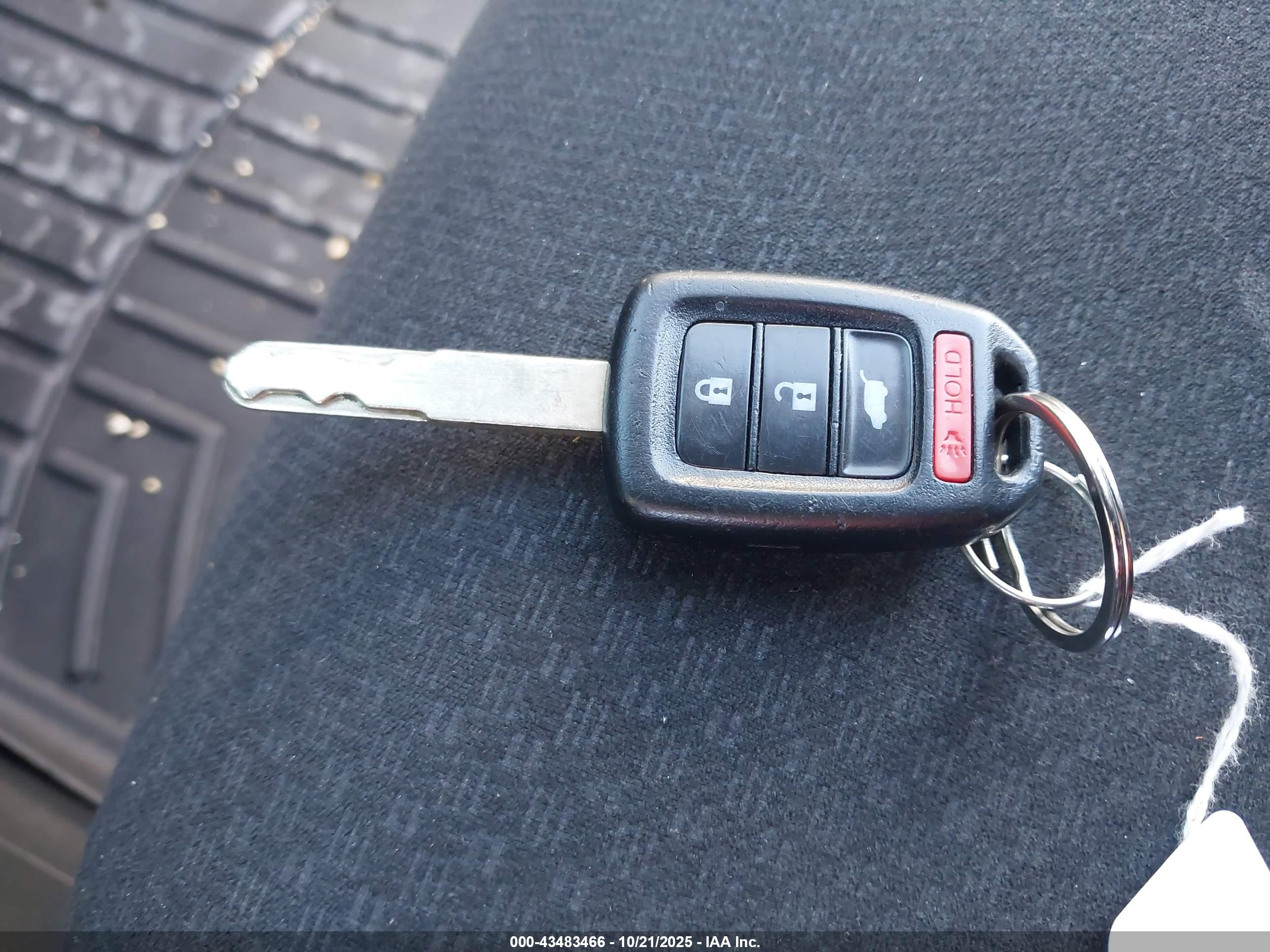 HONDA CR-V image 11