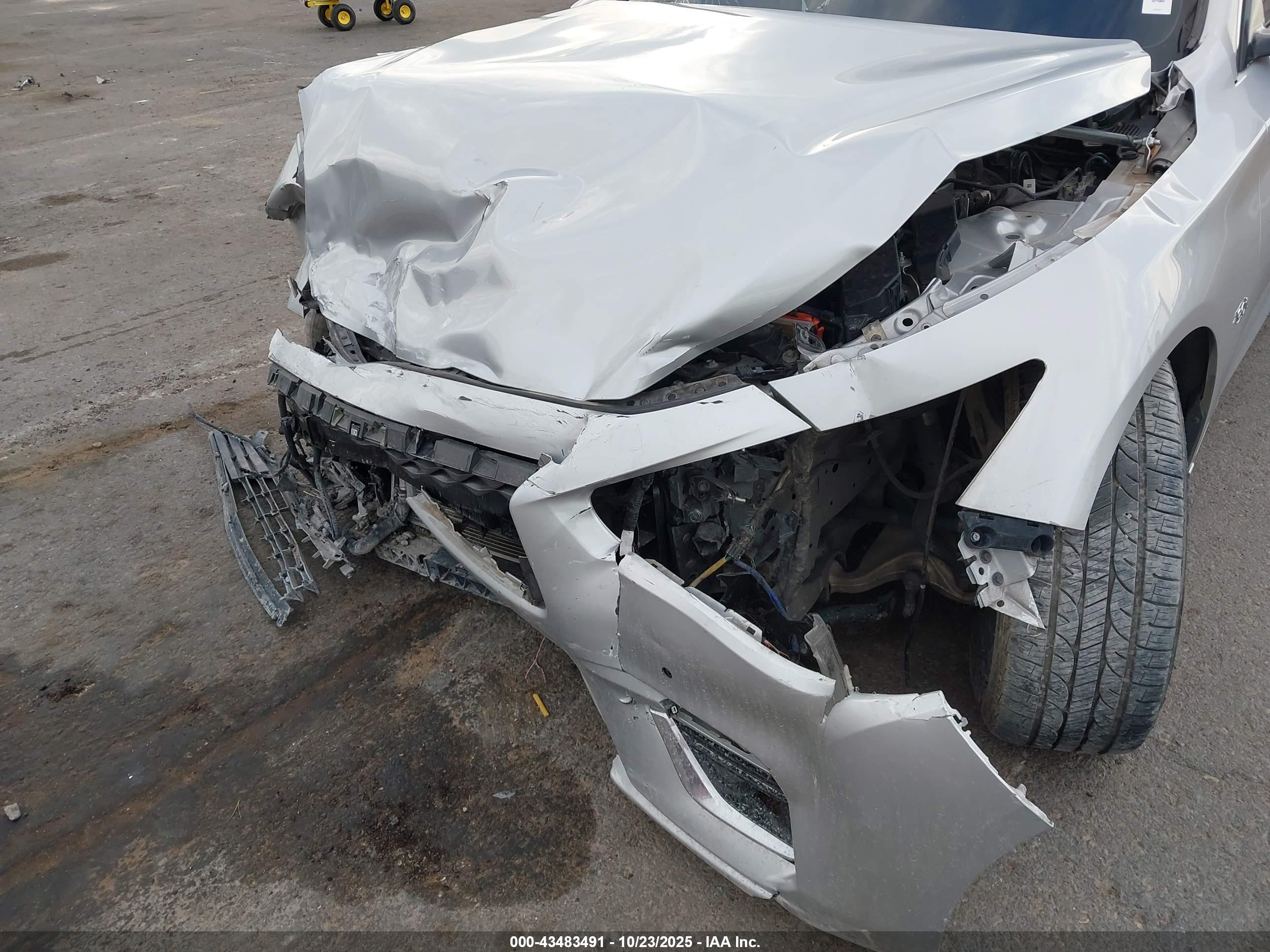 INFINITI Q50 image 6