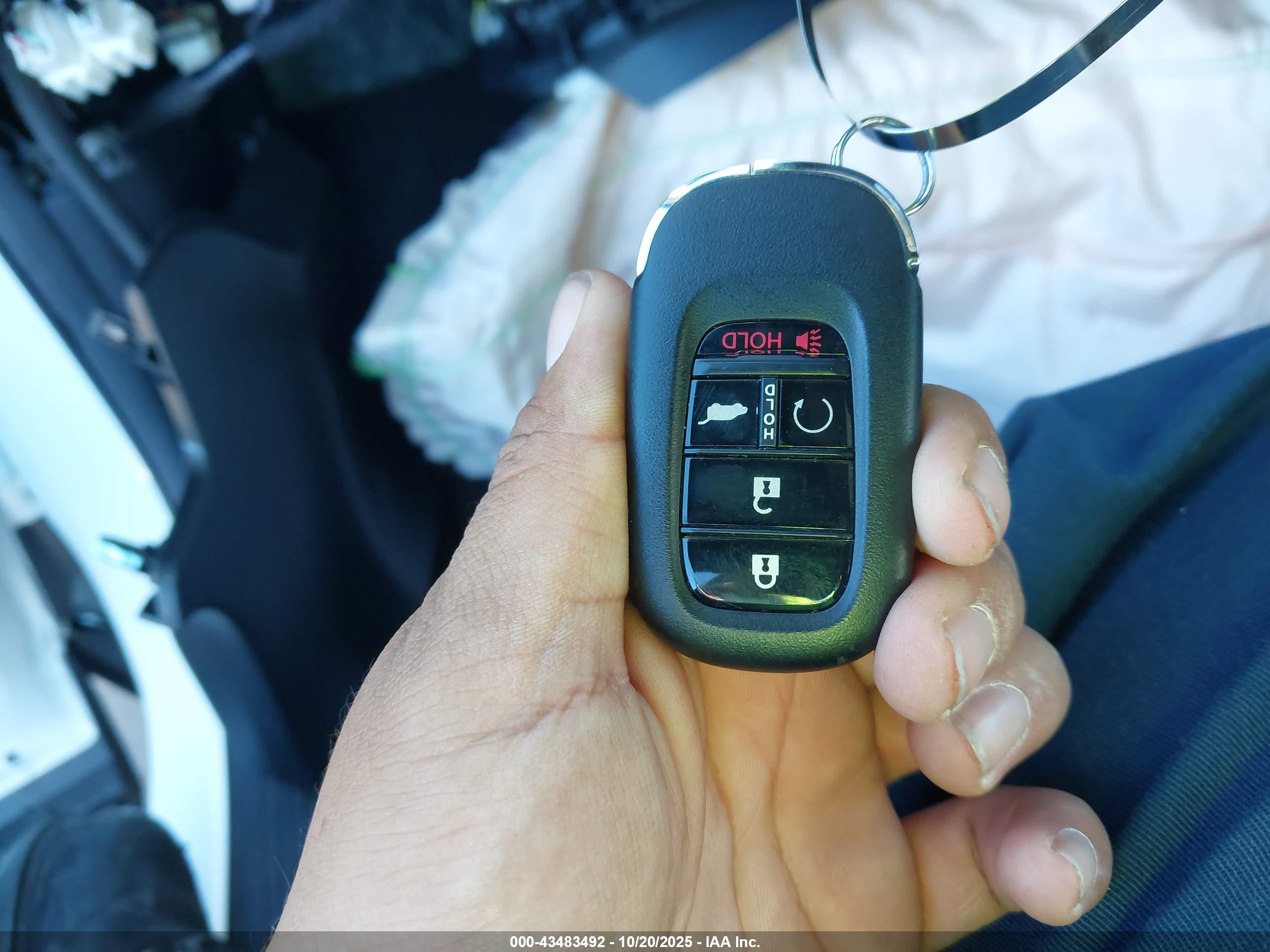 HONDA CR-V image 11
