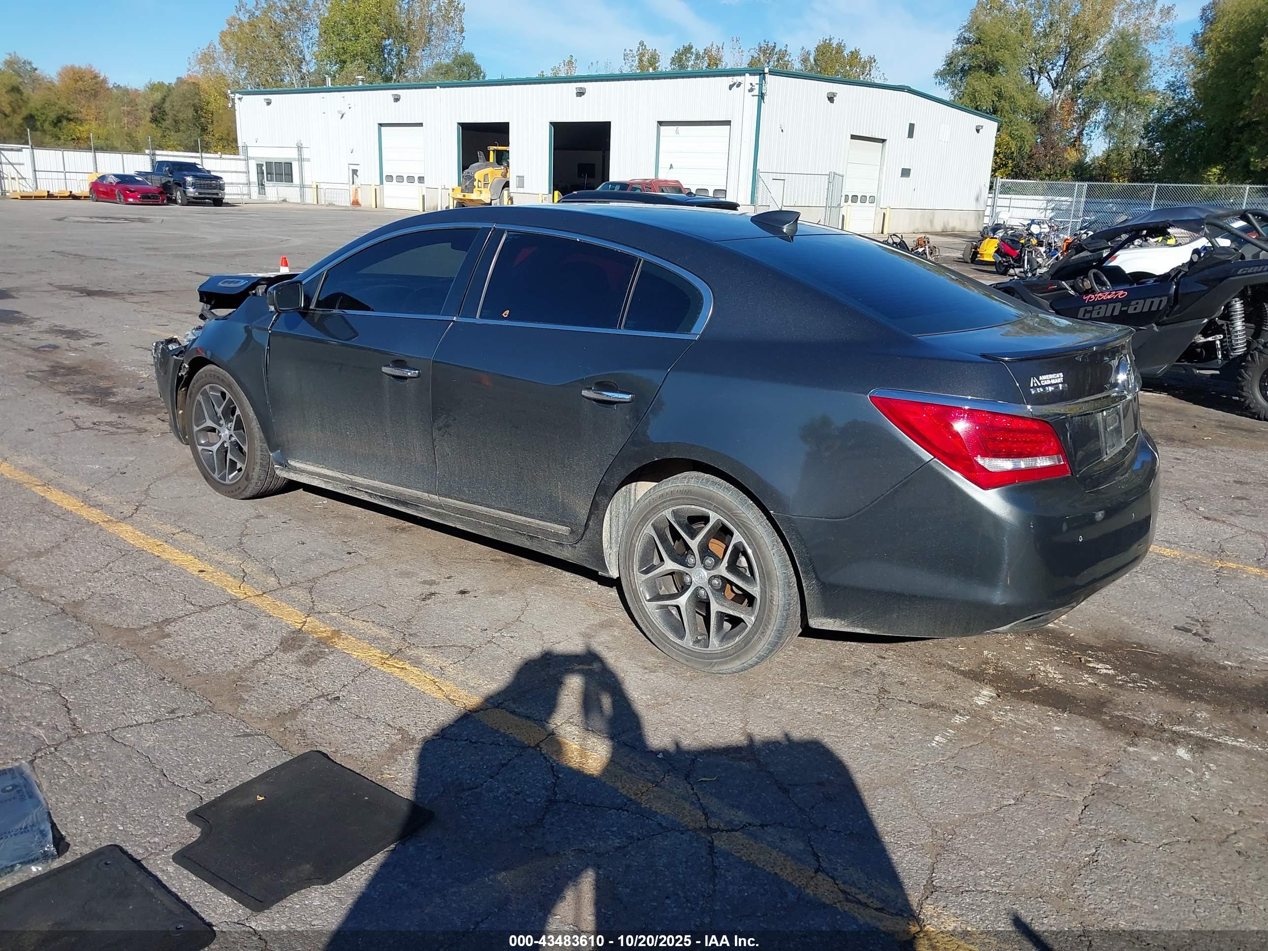 BUICK LACROSSE image 3