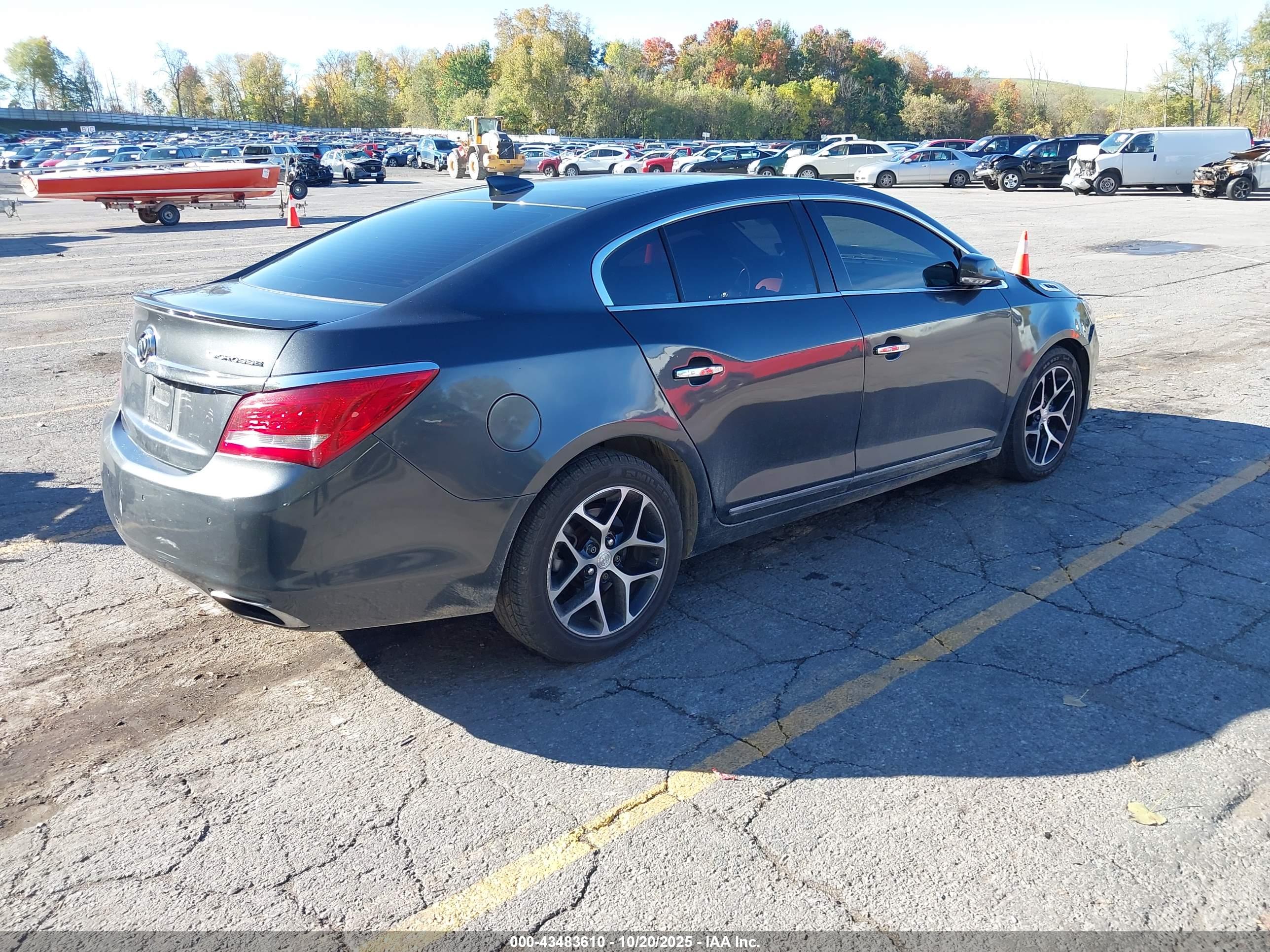 BUICK LACROSSE image 4