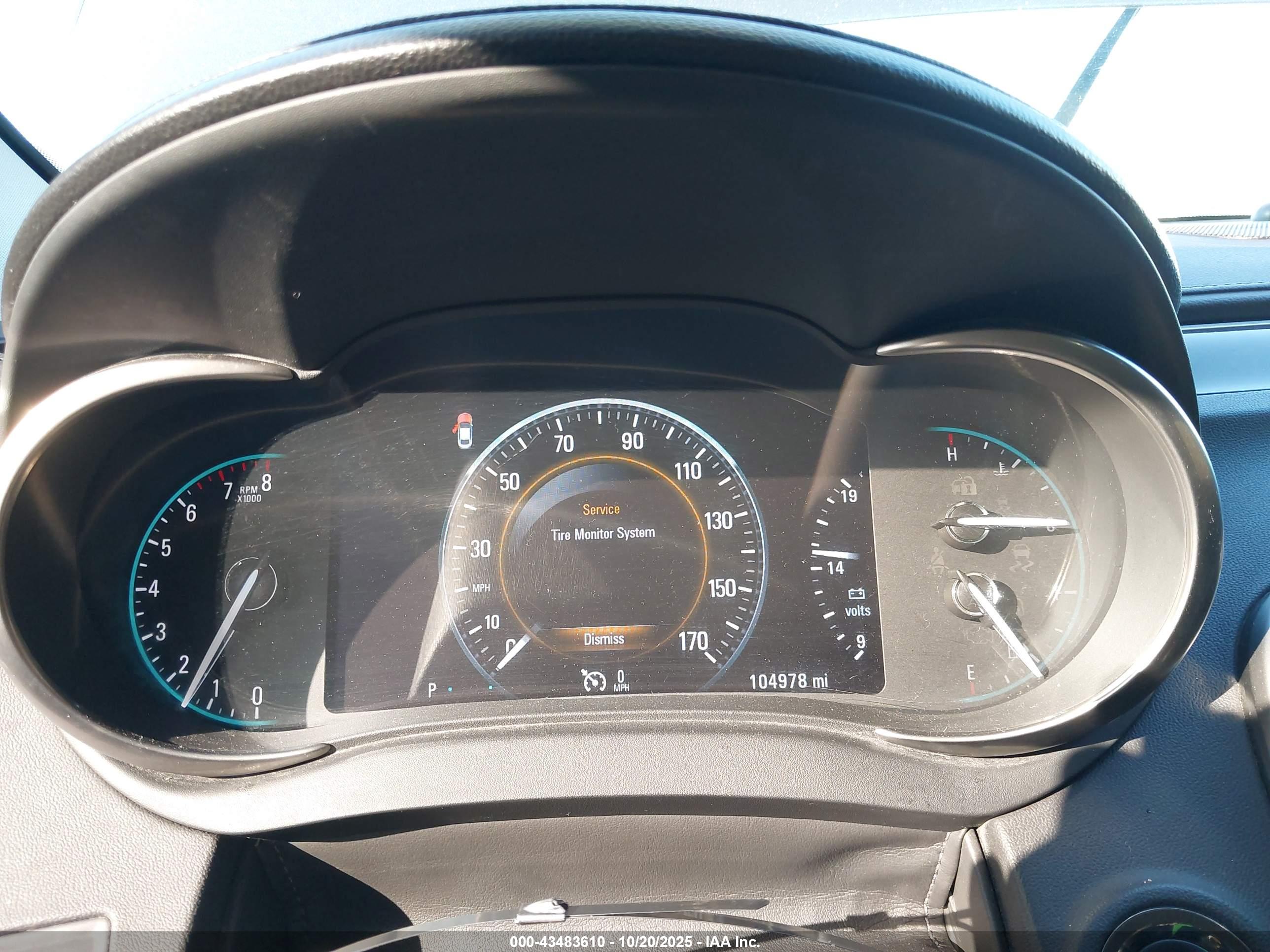 BUICK LACROSSE image 7