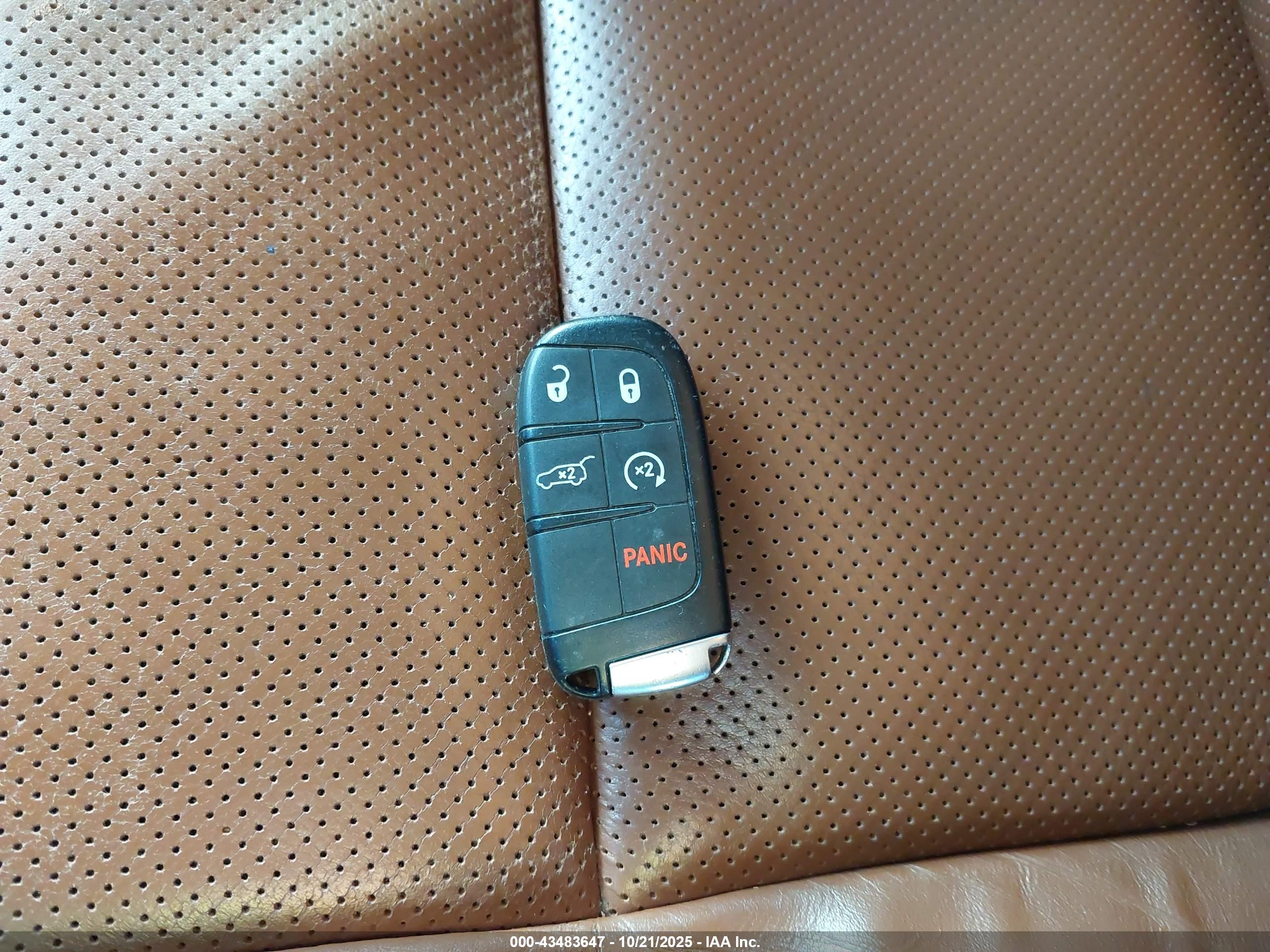 JEEP GRAND image 11