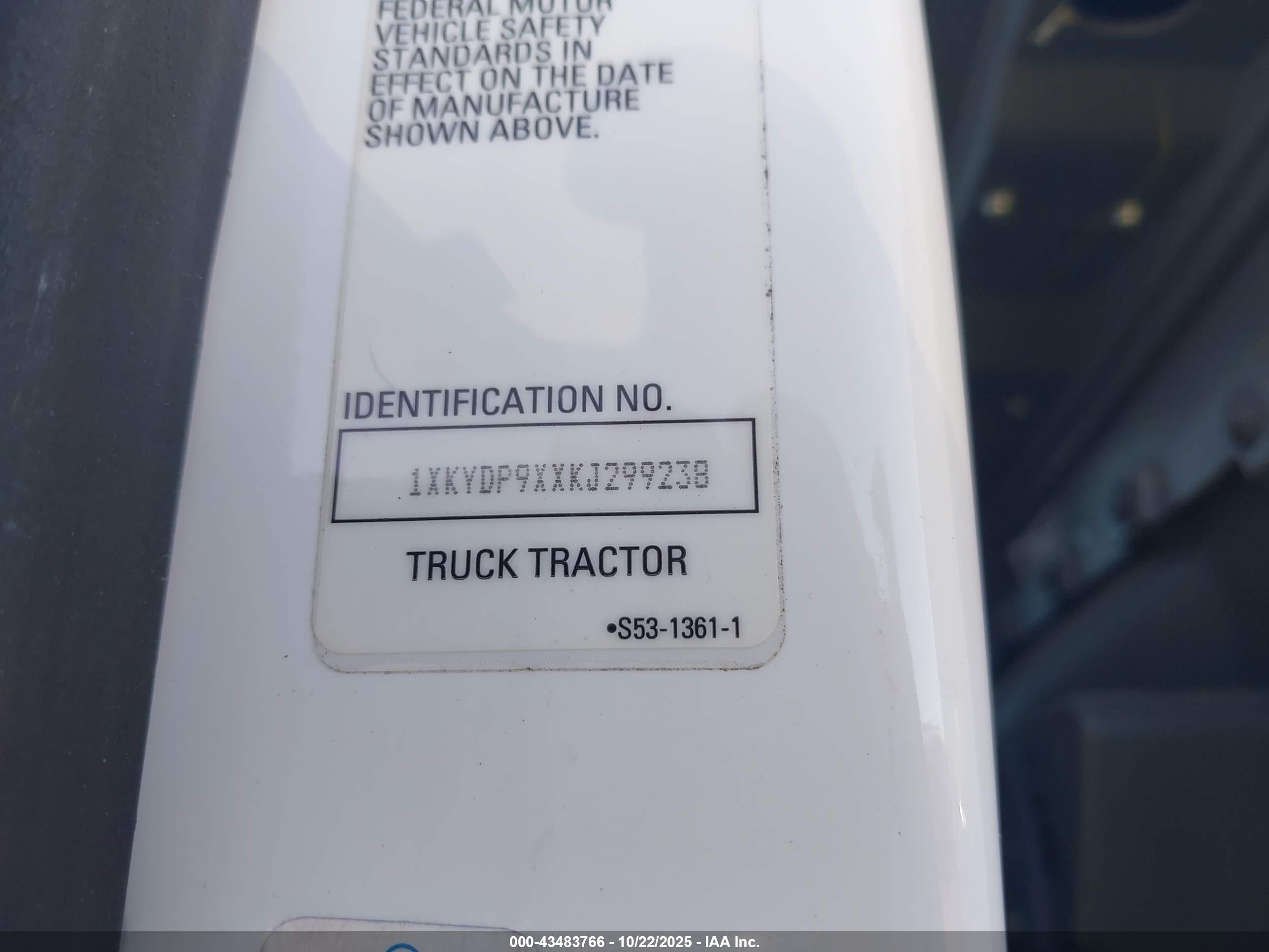 KENWORTH T680 image 9