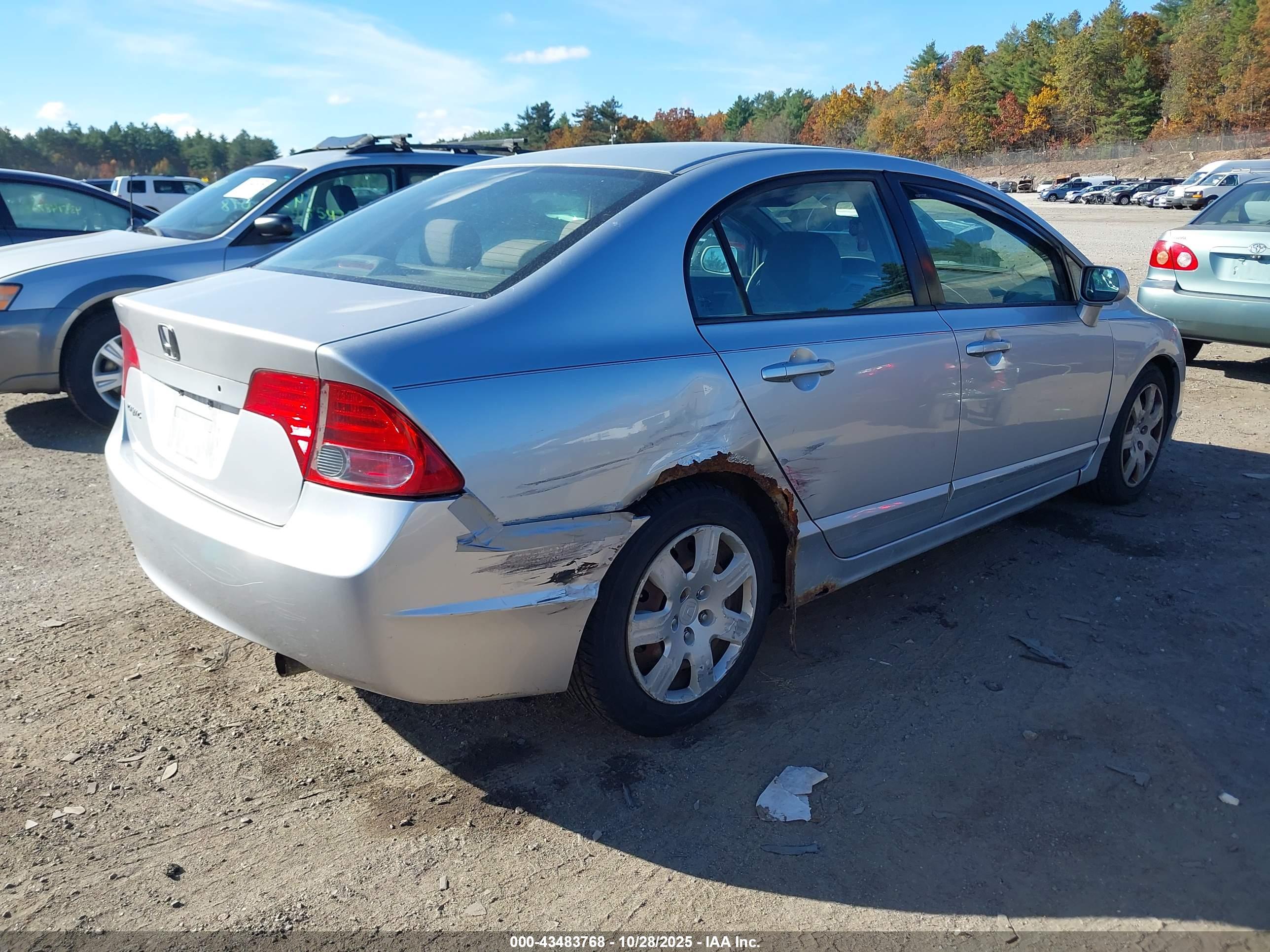 HONDA CIVIC image 4