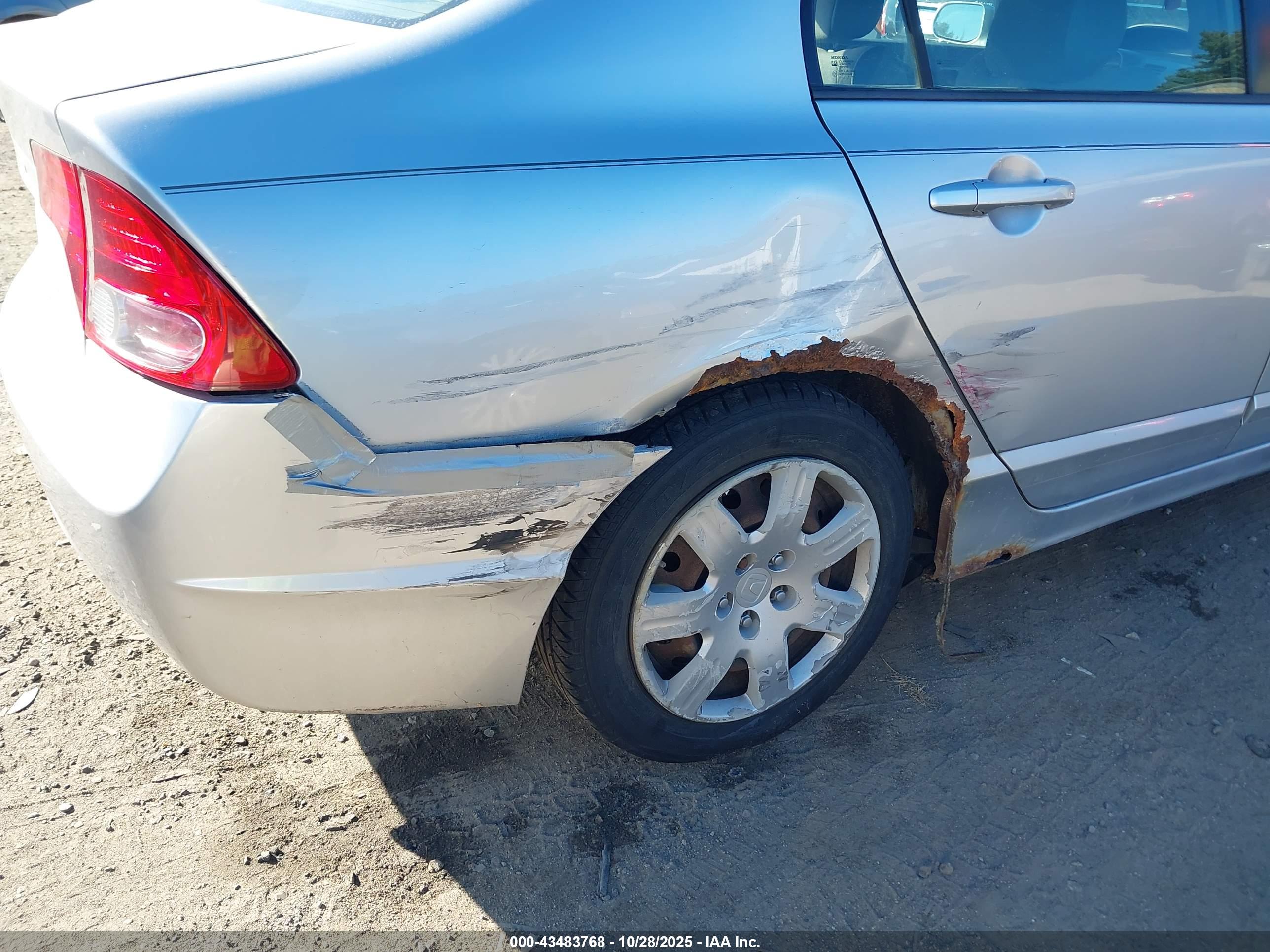 HONDA CIVIC image 6
