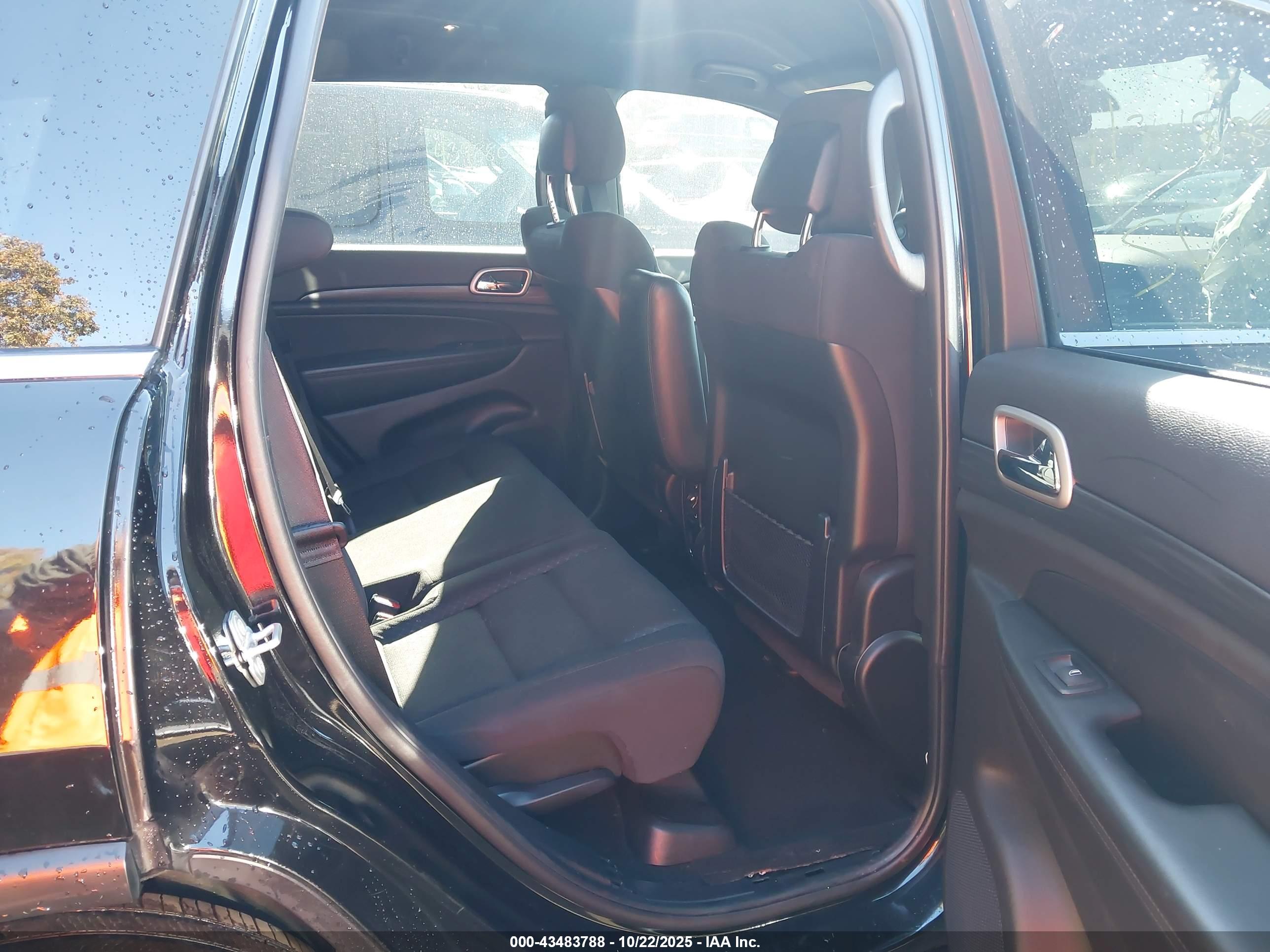 JEEP GRAND image 8