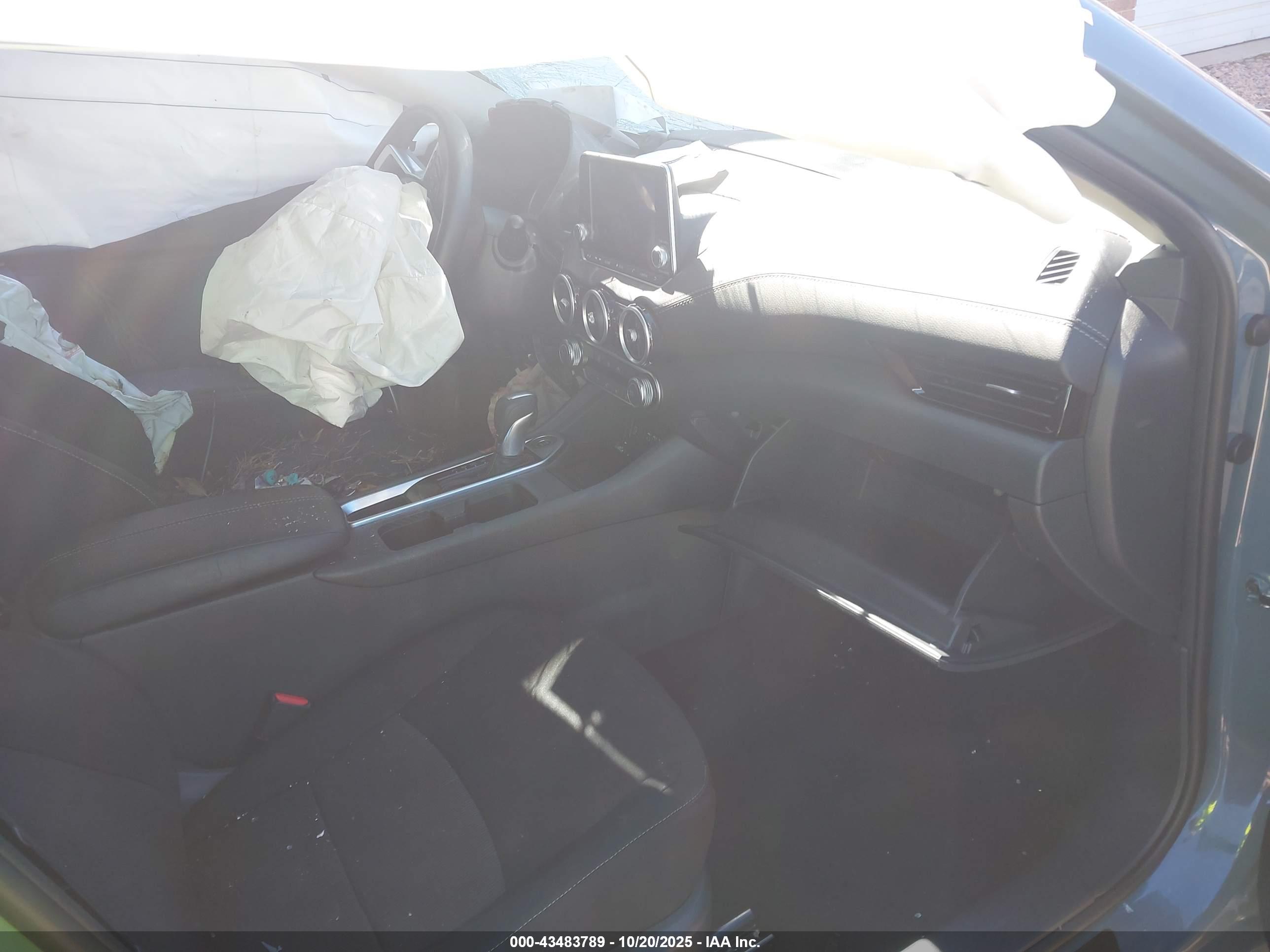 NISSAN SENTRA image 5