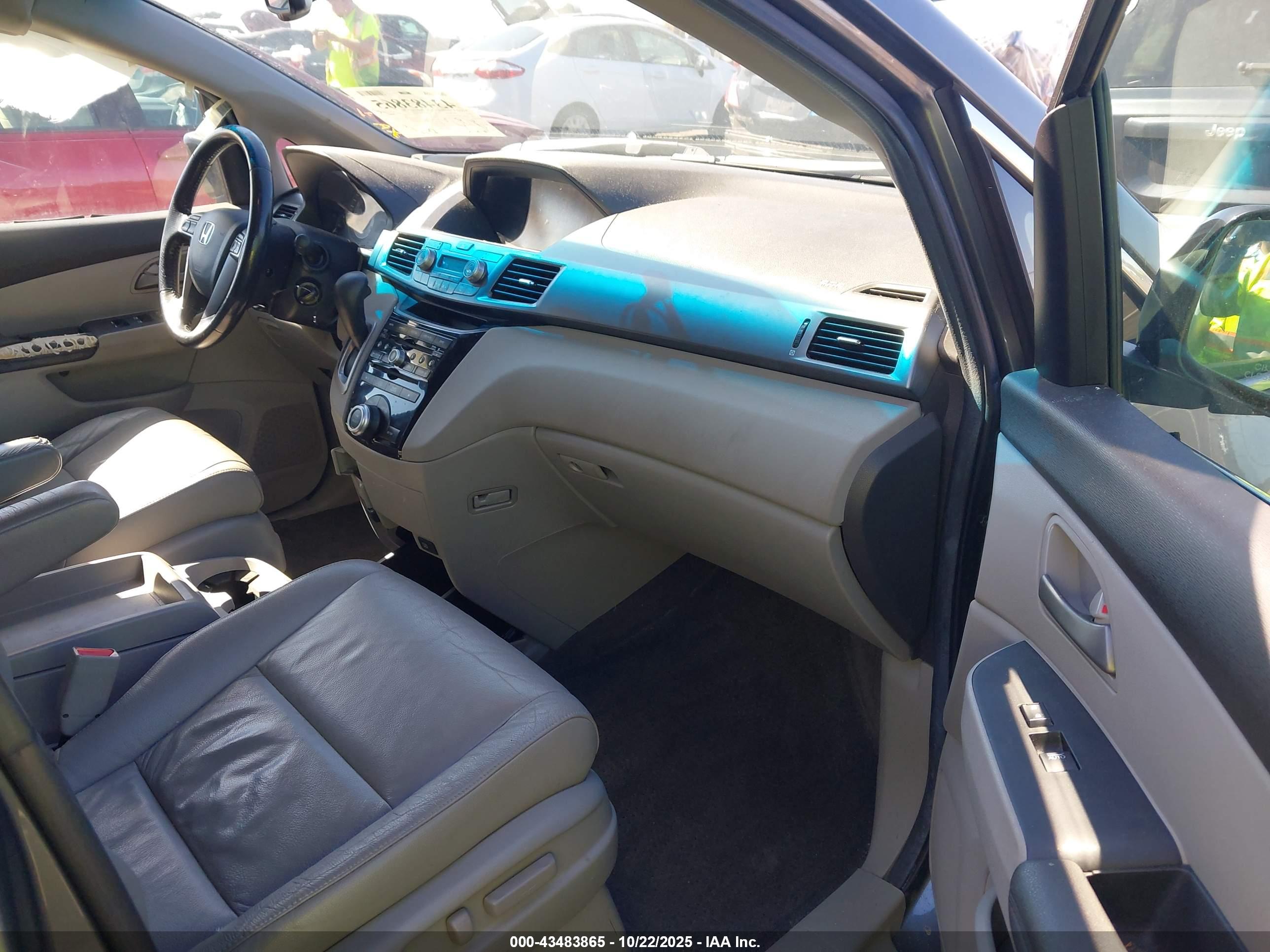 HONDA ODYSSEY image 5