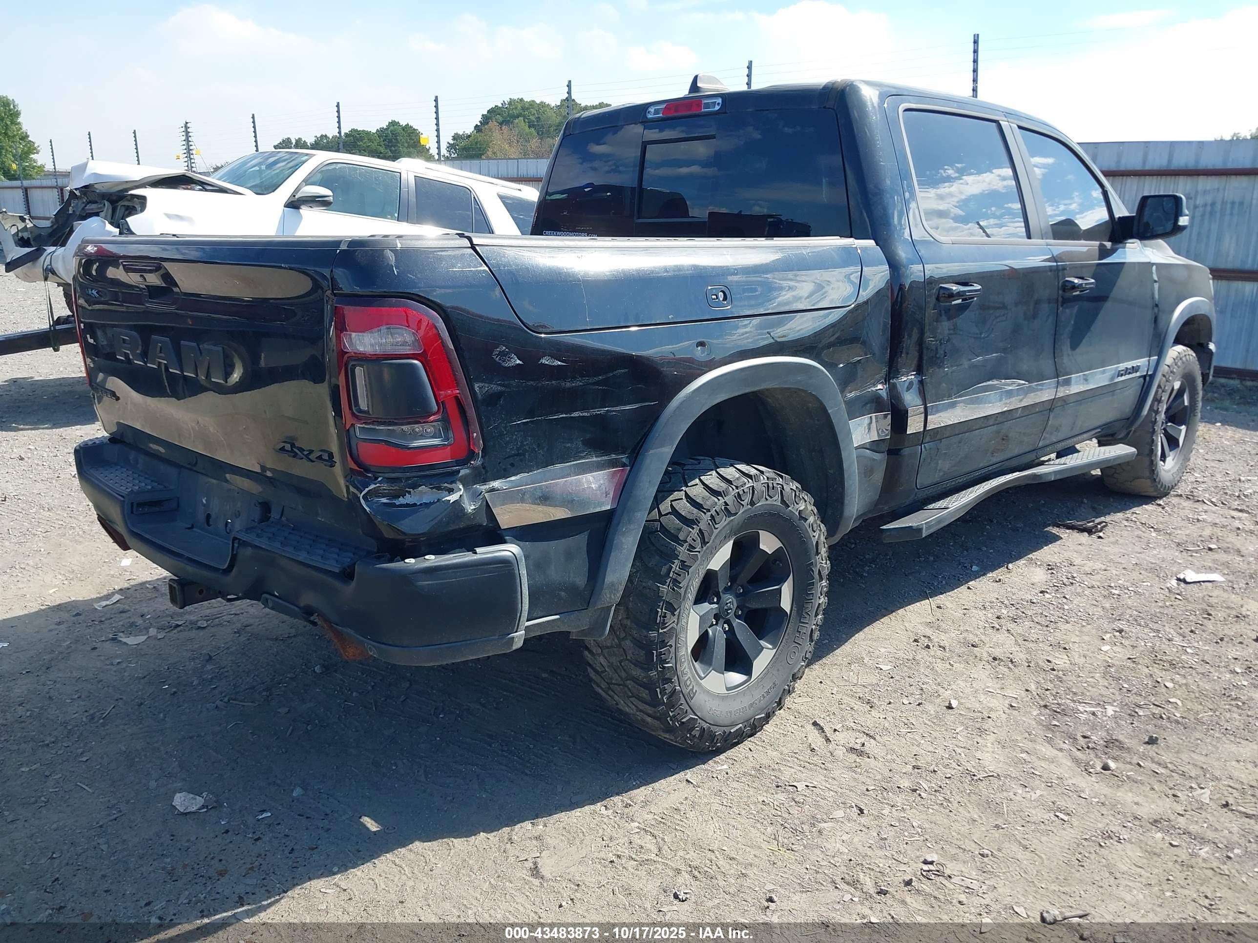 RAM 1500 image 4
