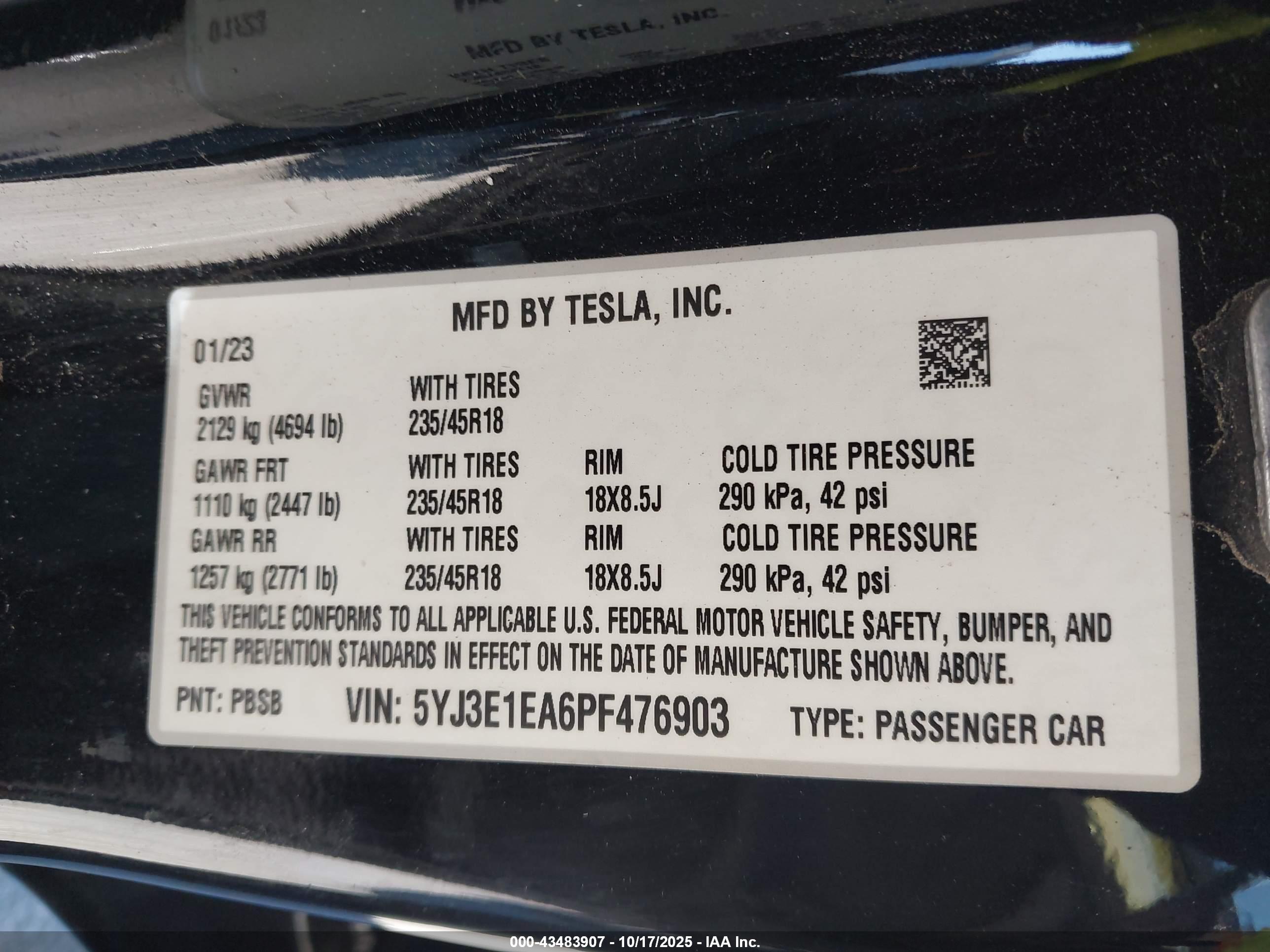 TESLA MODEL image 9