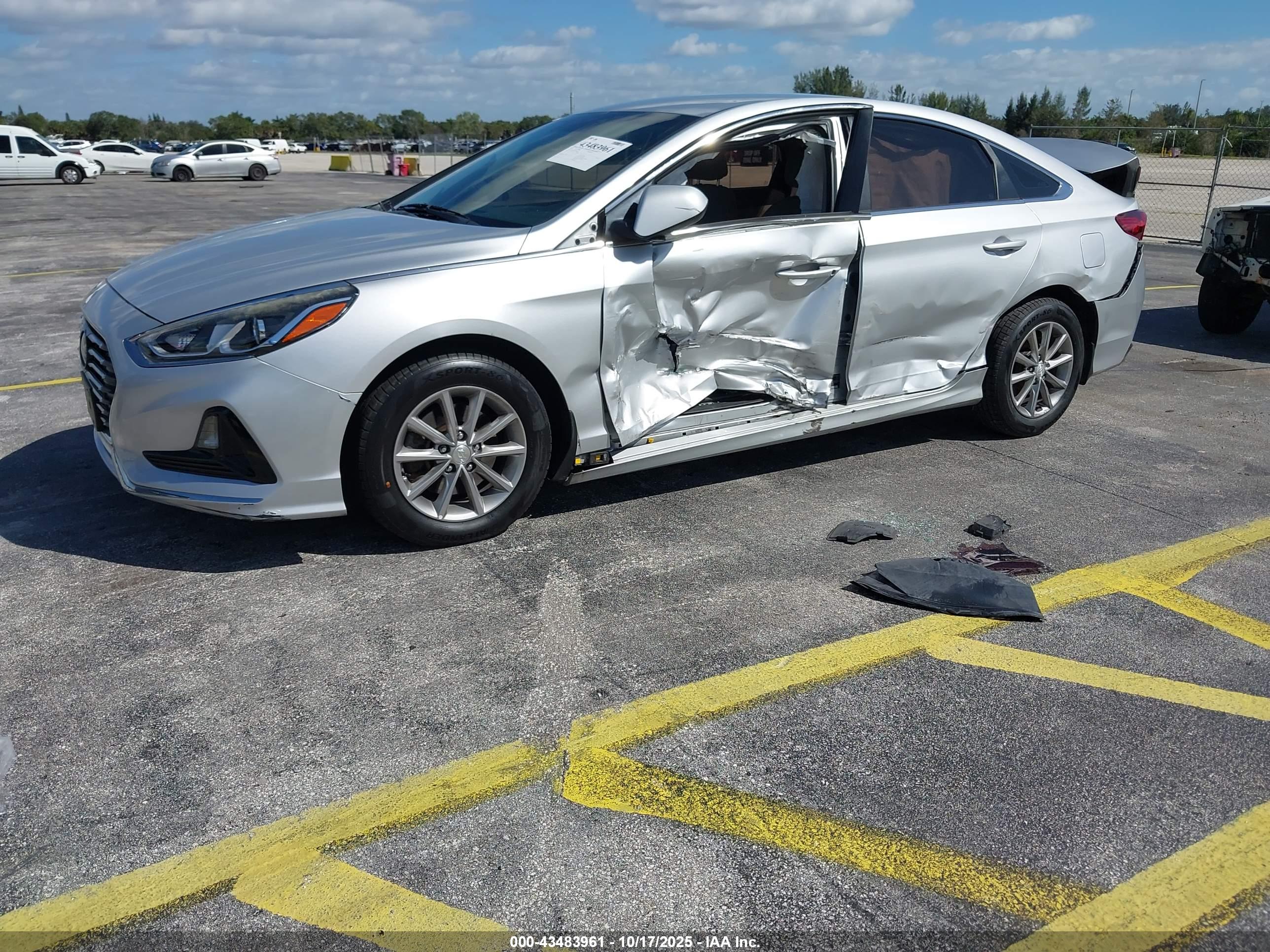 HYUNDAI SONATA image 6