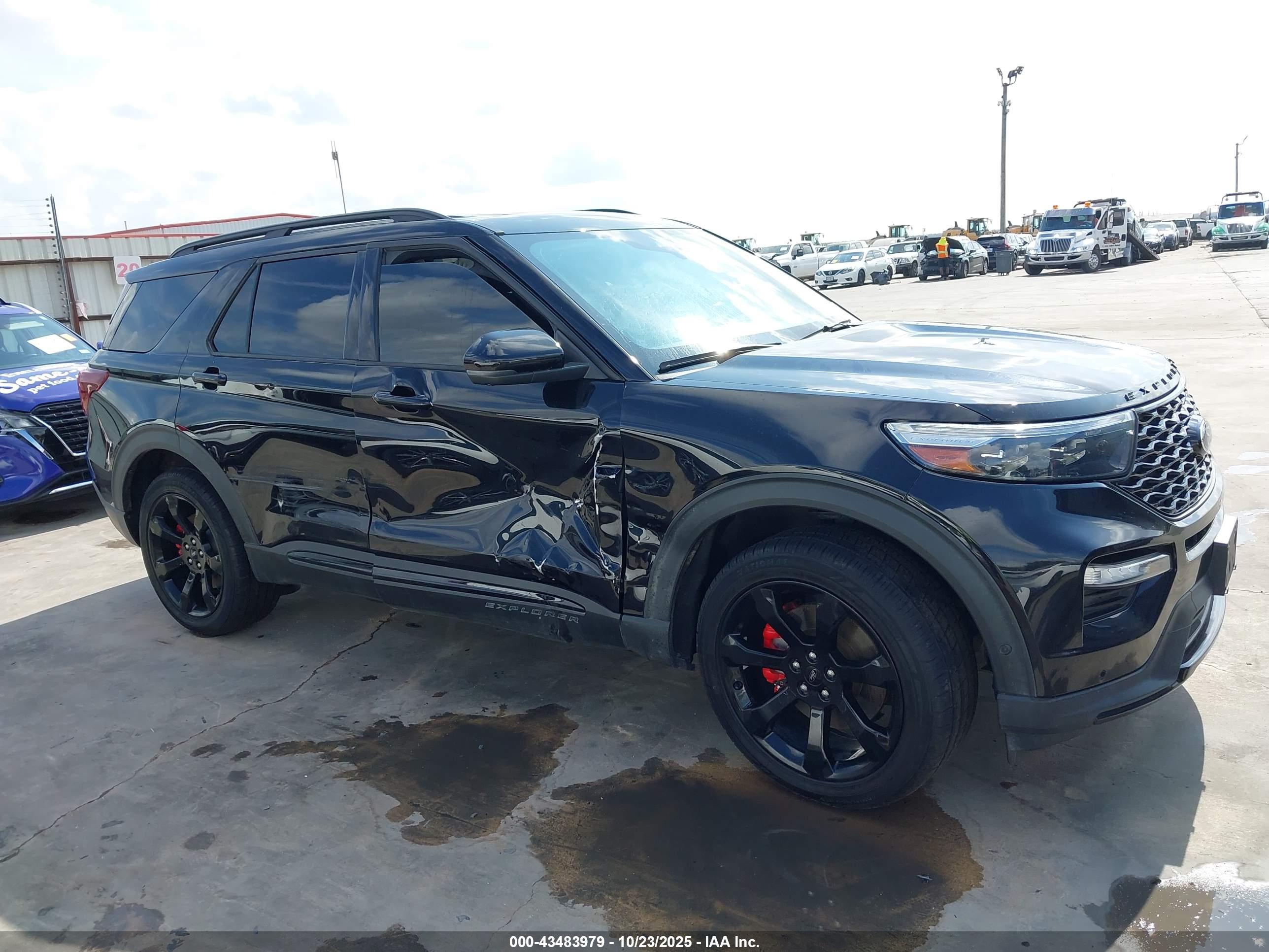 FORD EXPLORER image 6