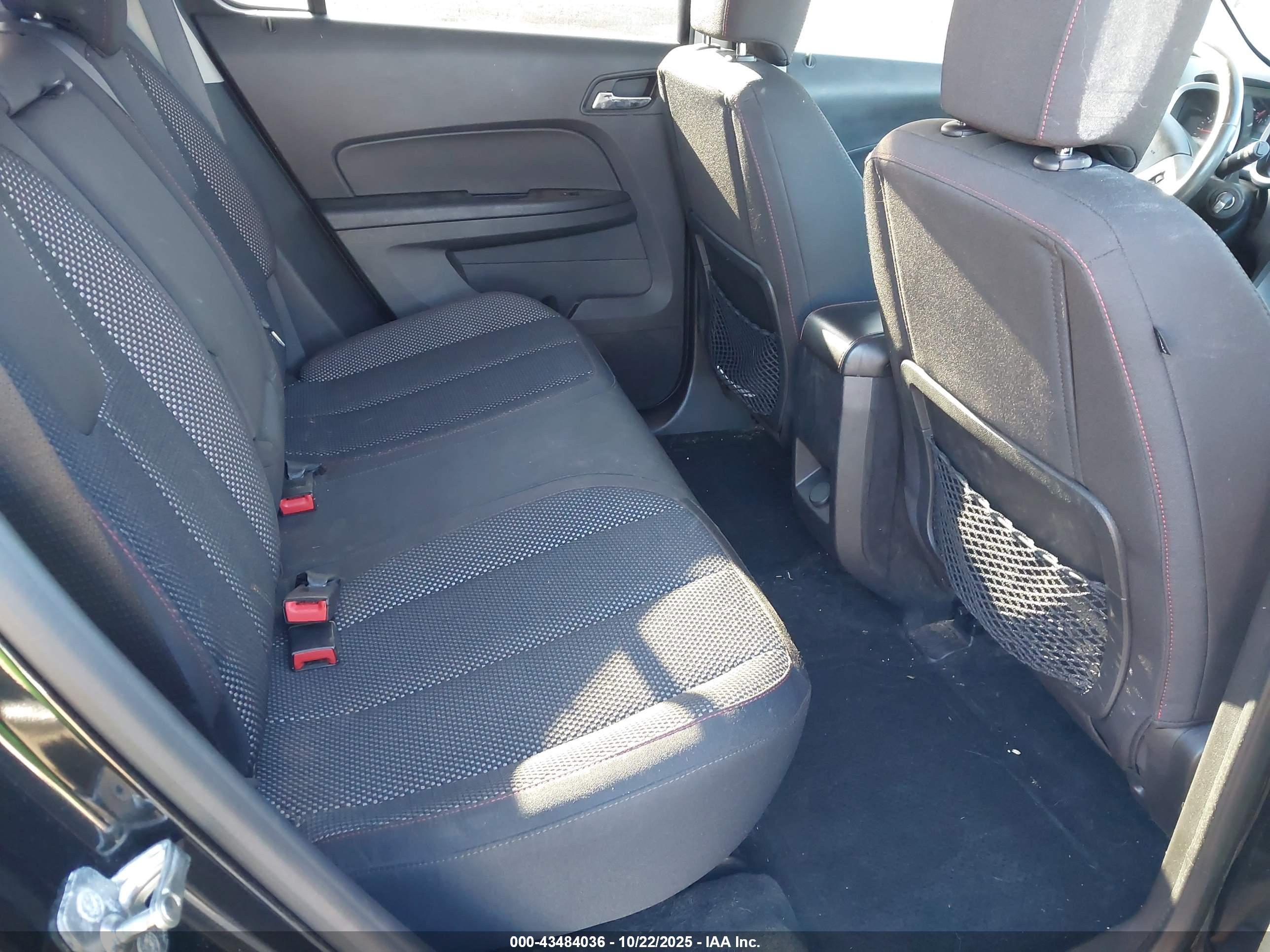 CHEVROLET EQUINOX image 8