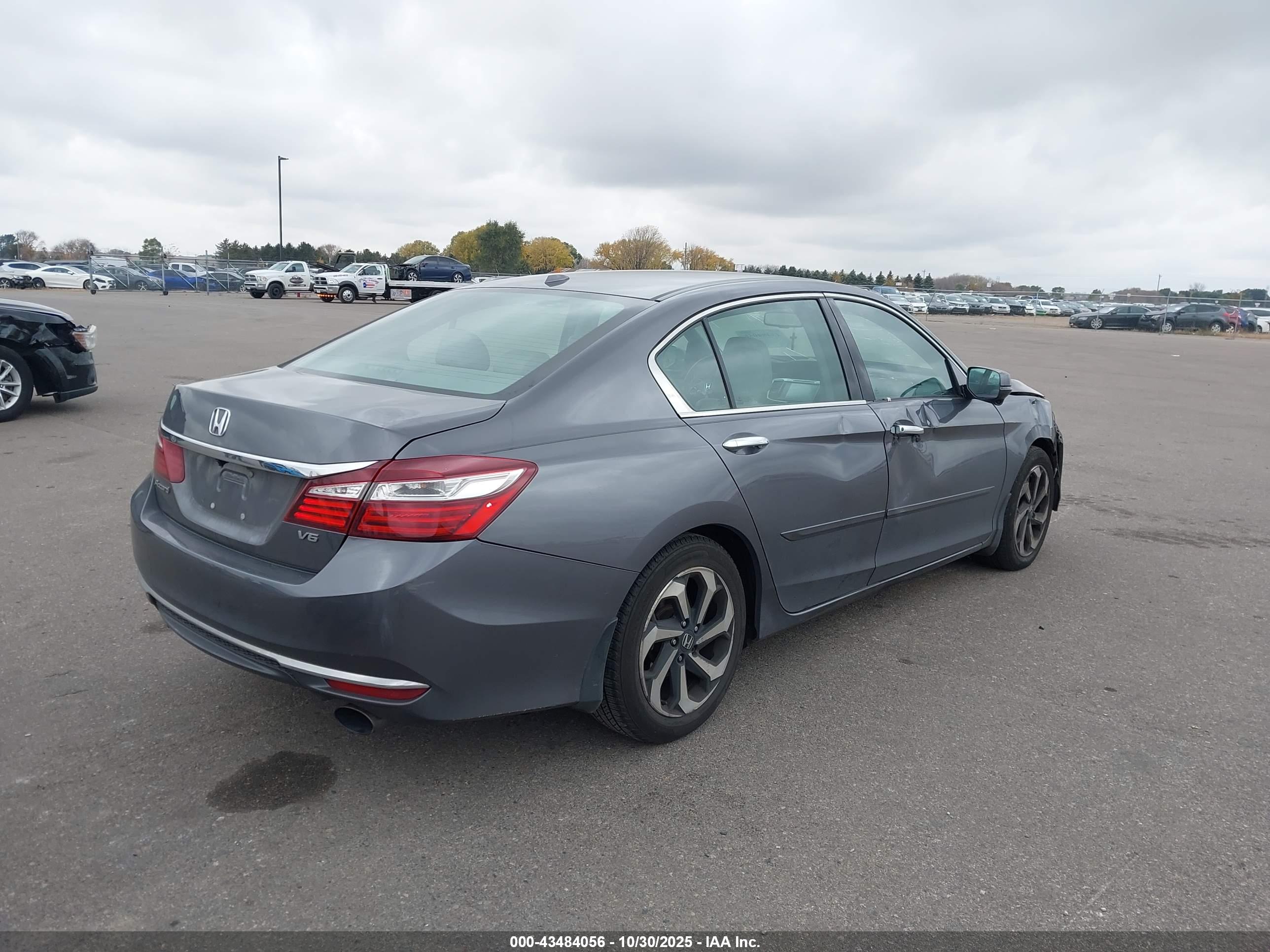 HONDA ACCORD image 4