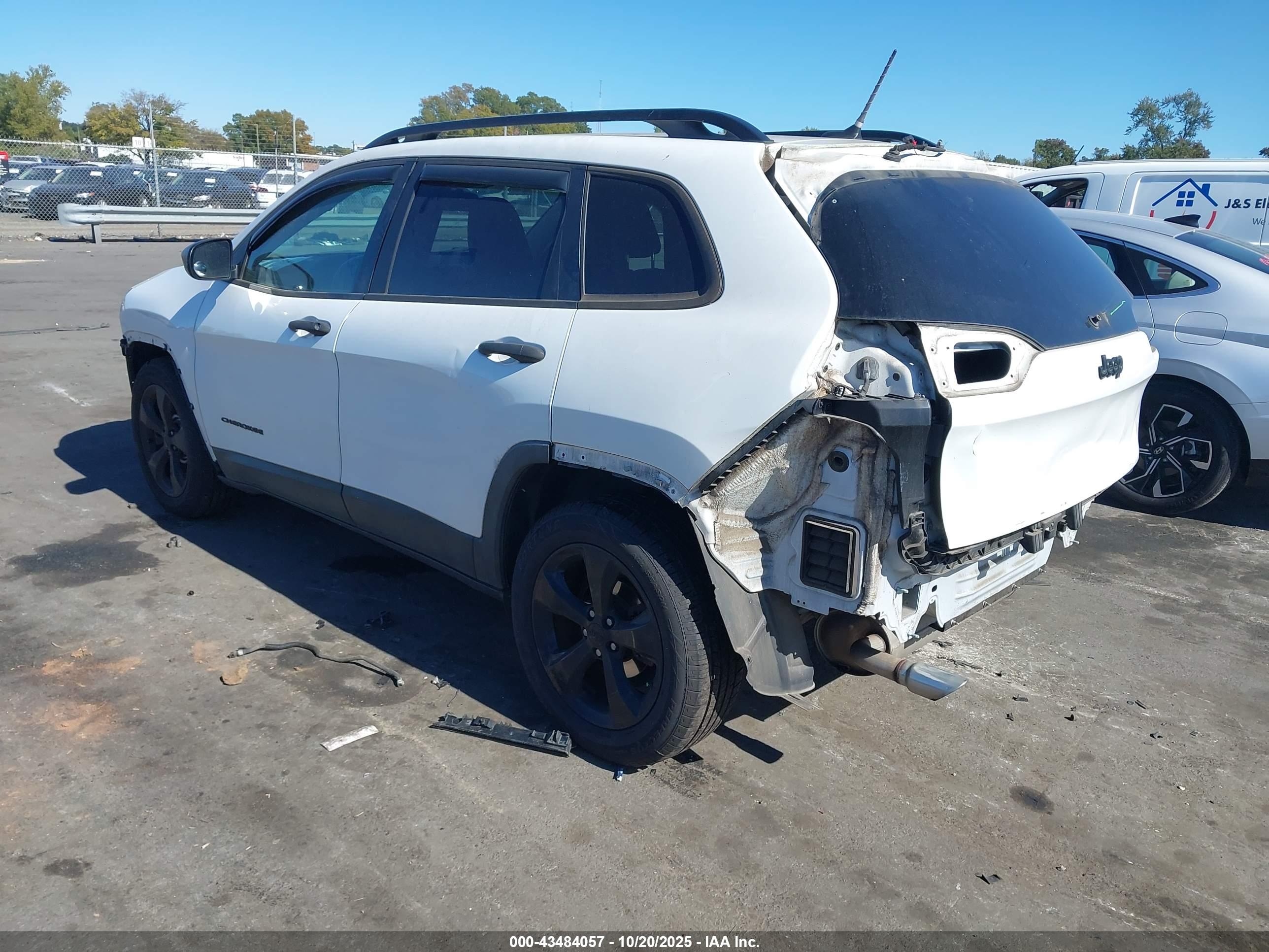 JEEP CHEROKEE image 3