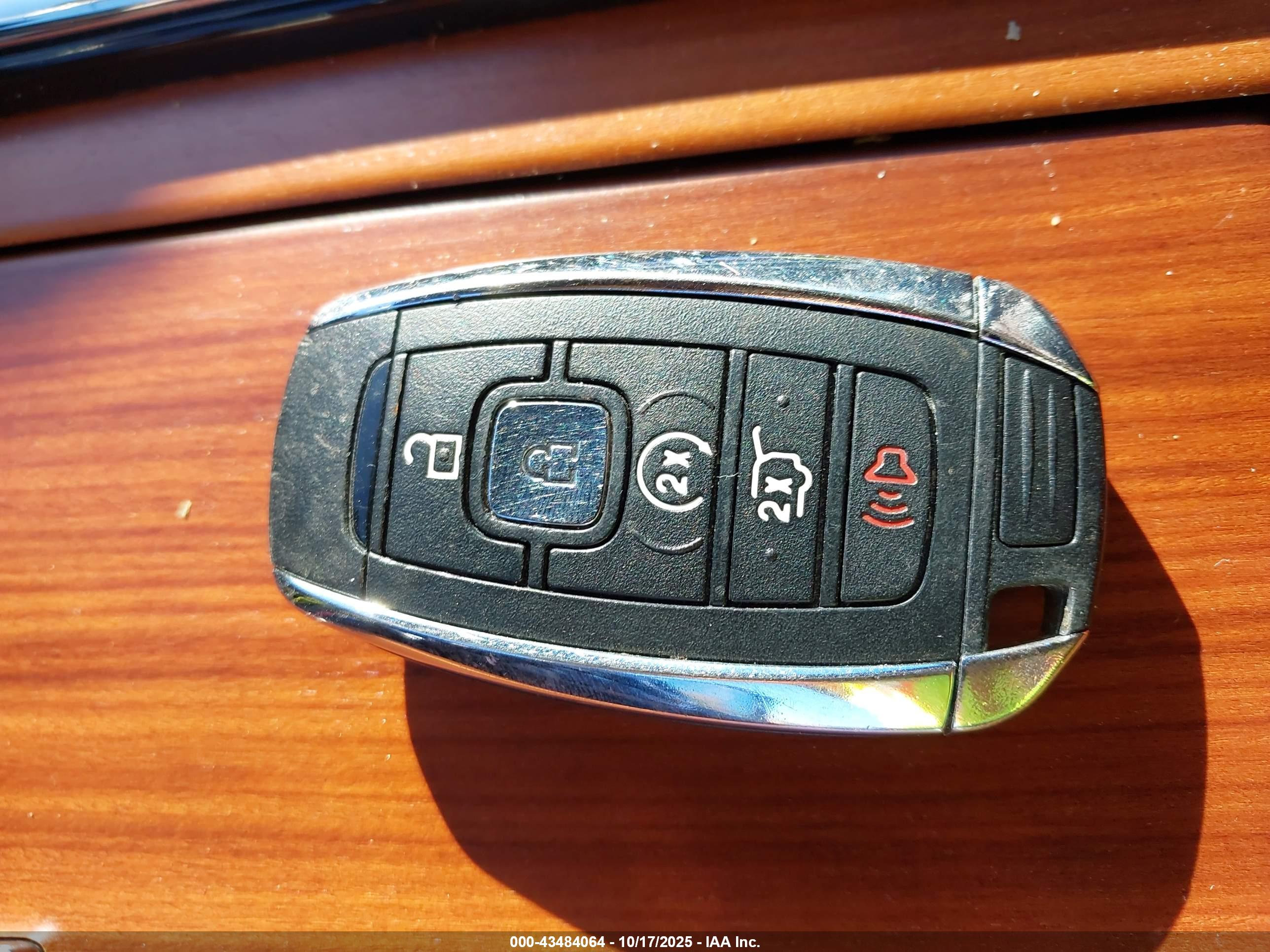 LINCOLN NAVIGATOR image 11
