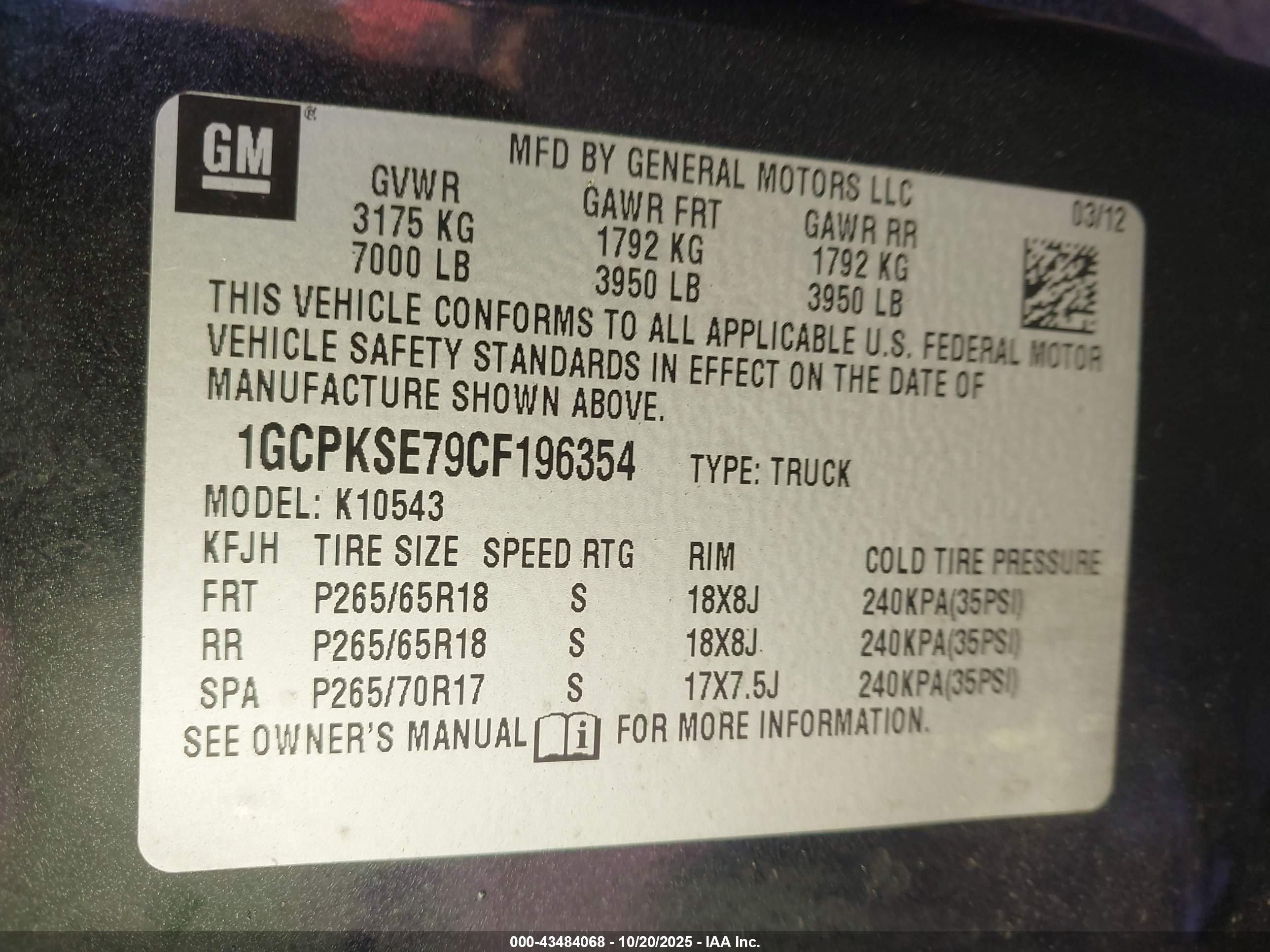 CHEVROLET SILVERADO image 9