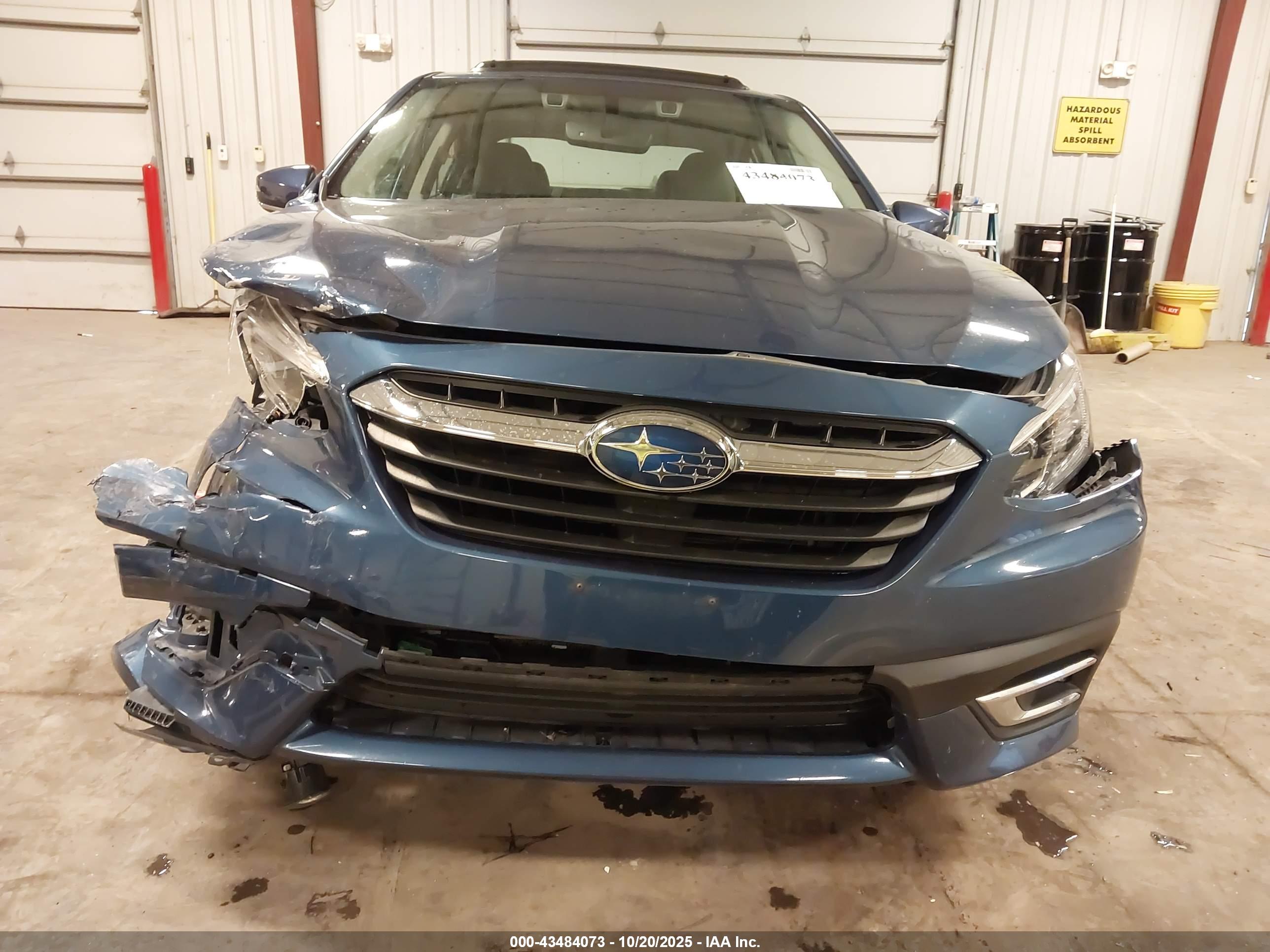 SUBARU LEGACY image 6