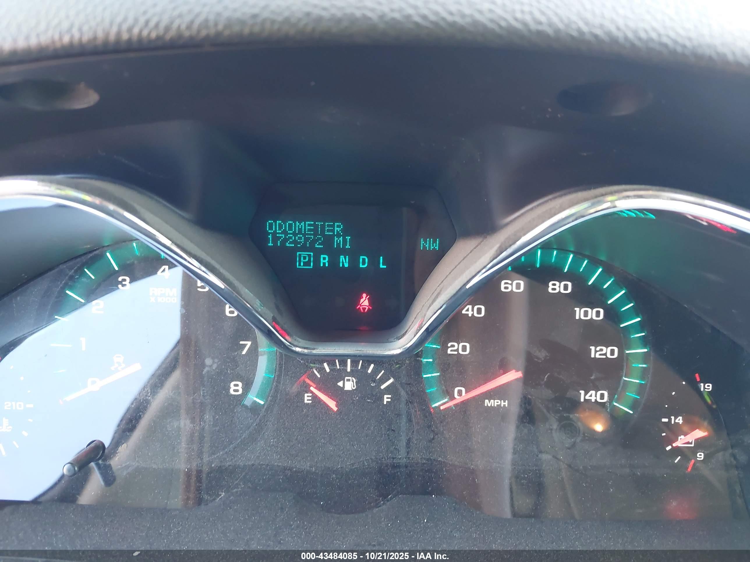 CHEVROLET TRAVERSE image 7