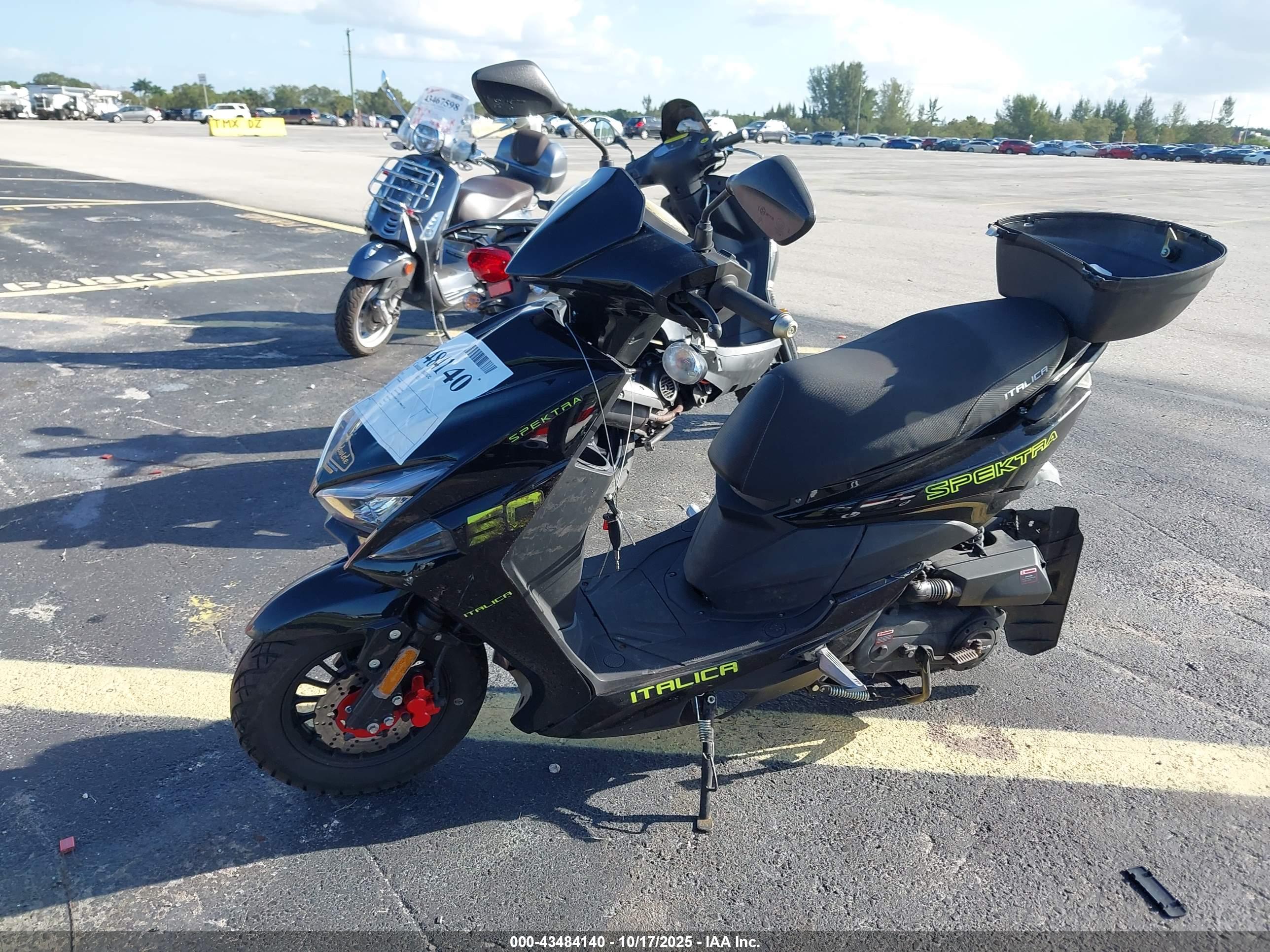 TZTC SCOOTER image 2