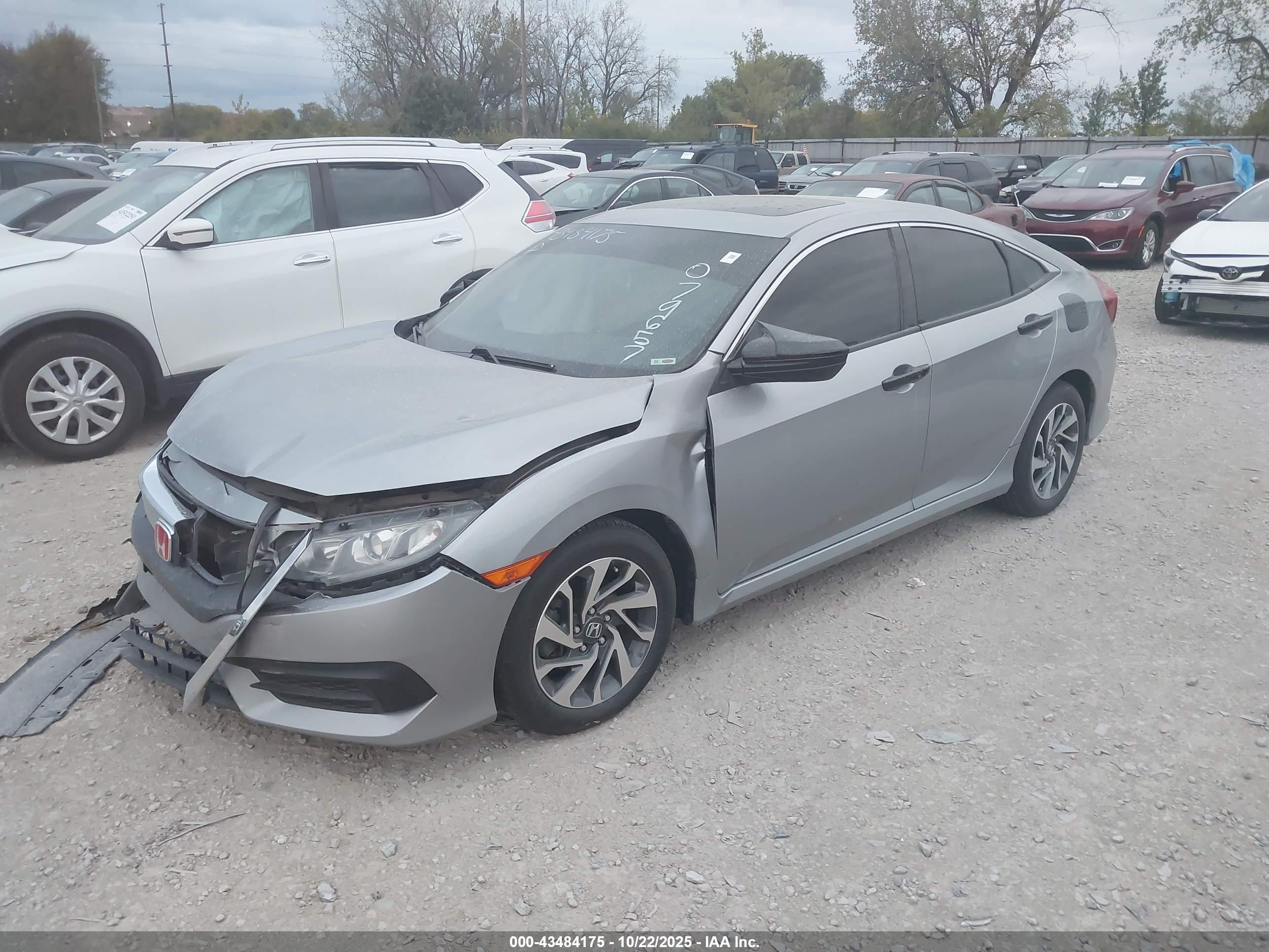 HONDA CIVIC image 2