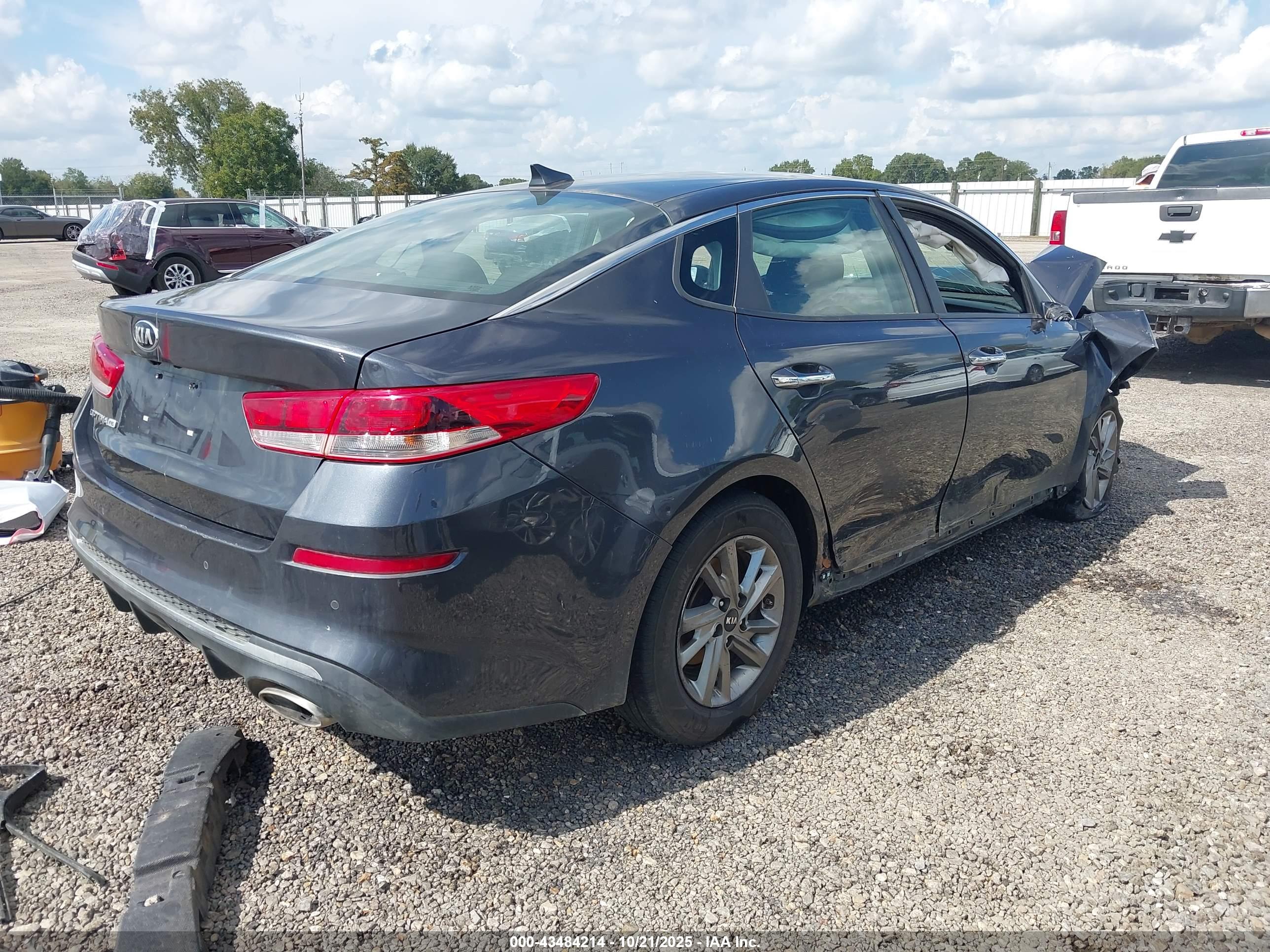 KIA OPTIMA image 4