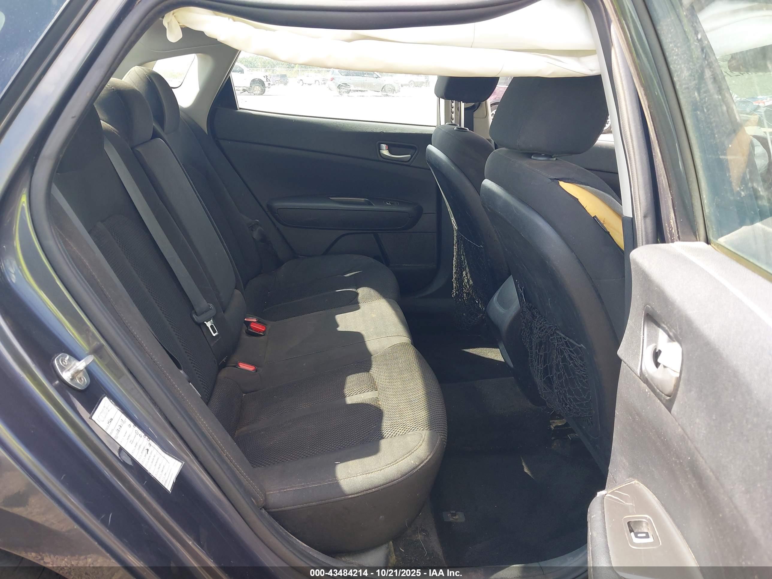 KIA OPTIMA image 8