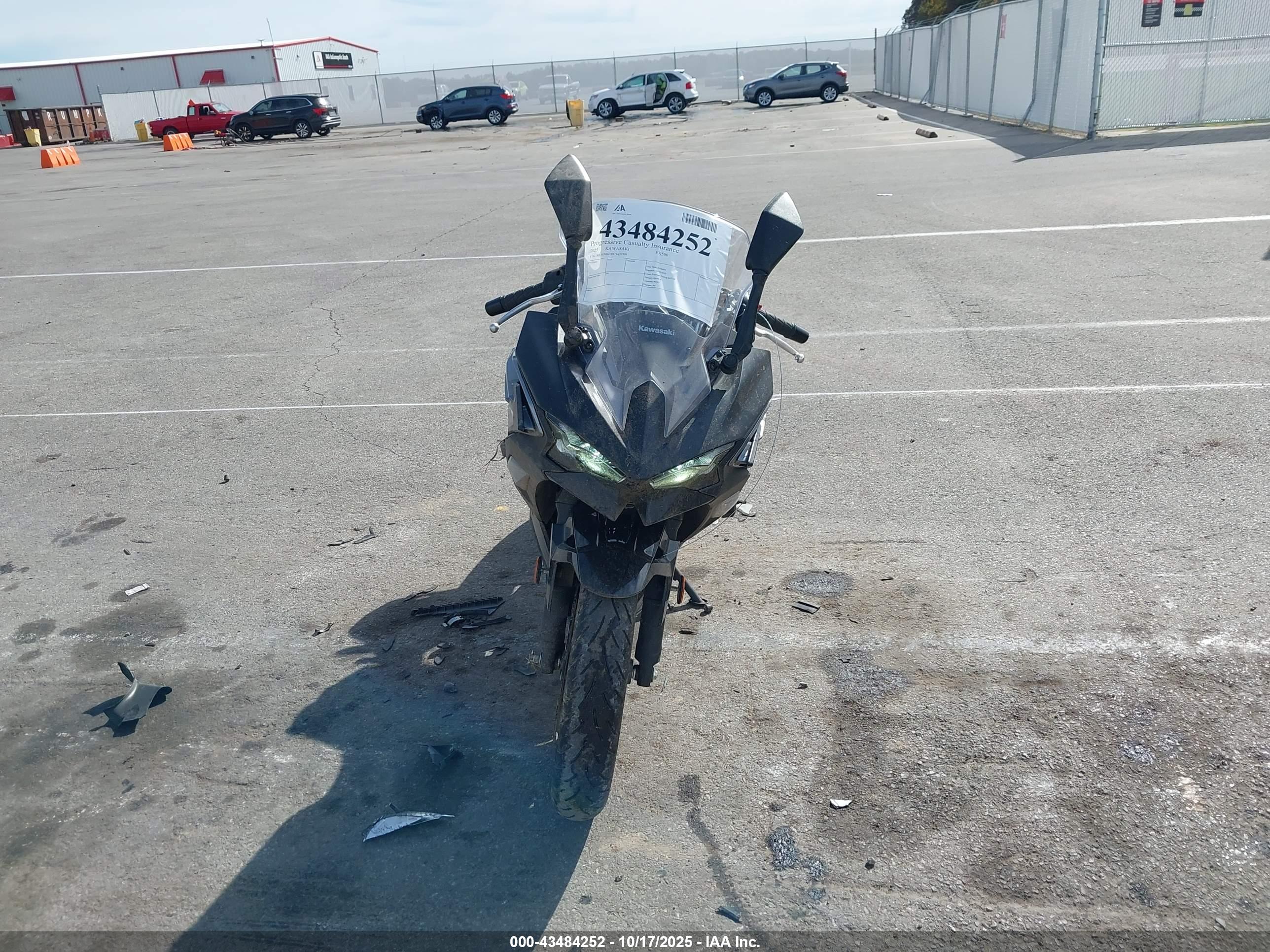KAWASAKI EX500 image 5