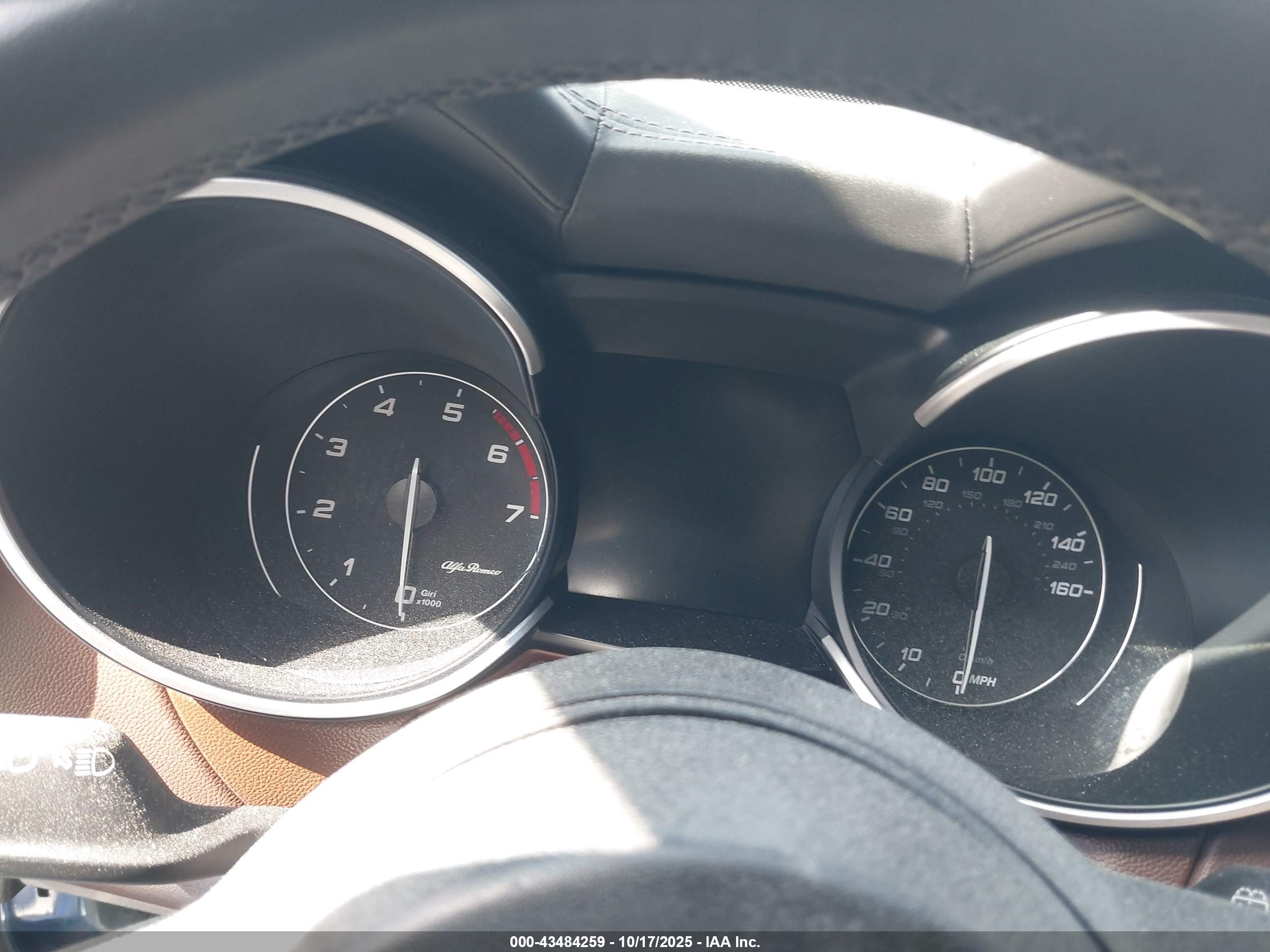 ALFA ROMEO image 7