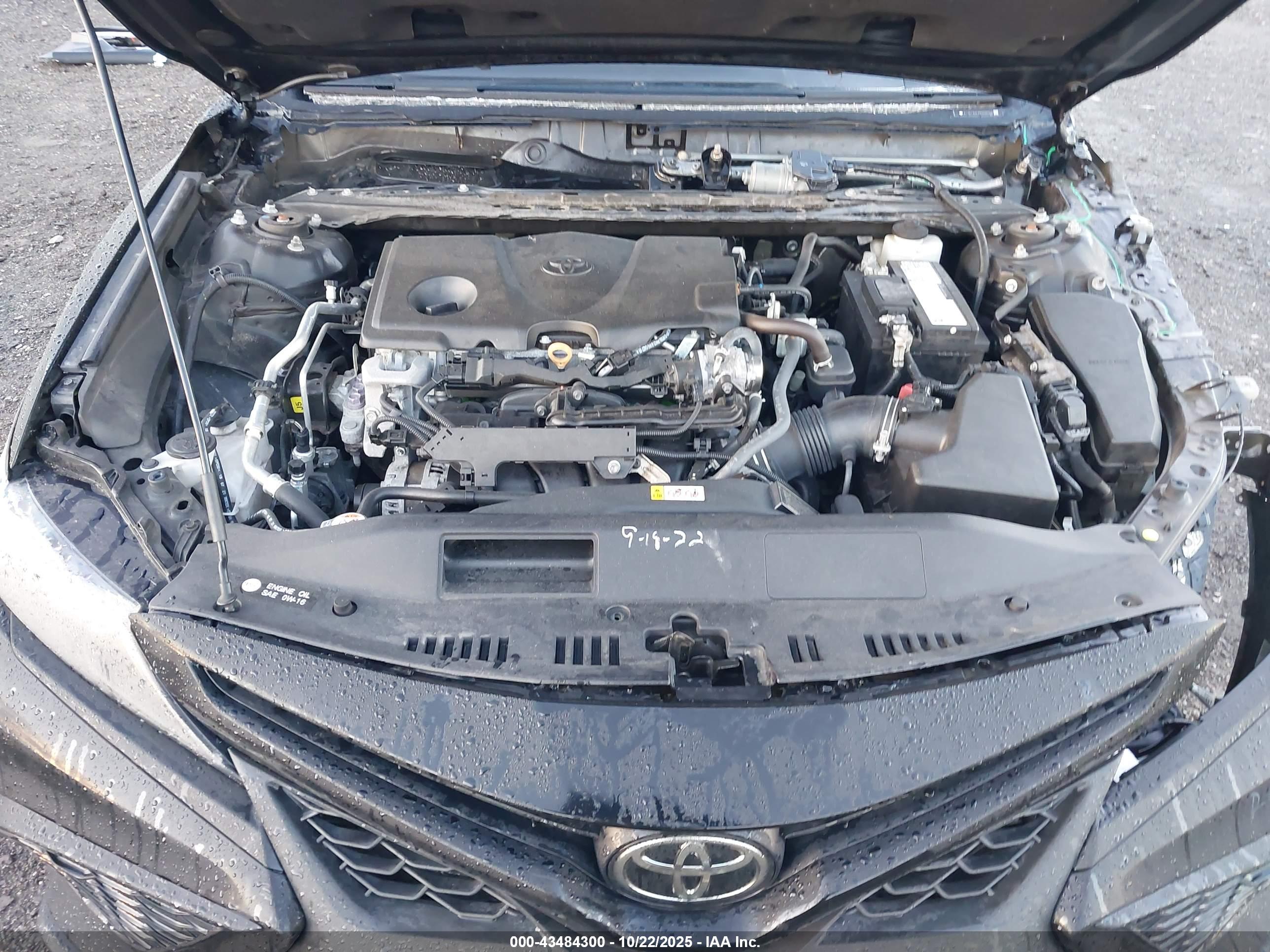 TOYOTA CAMRY image 10
