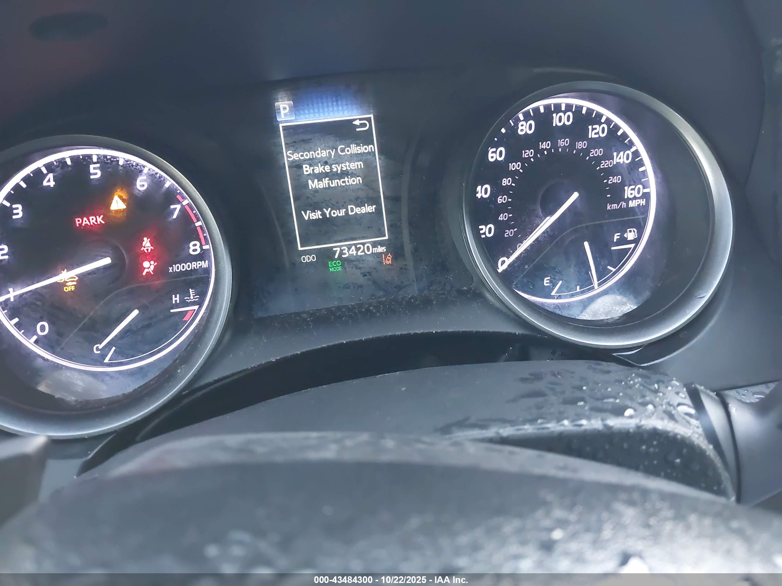 TOYOTA CAMRY image 7