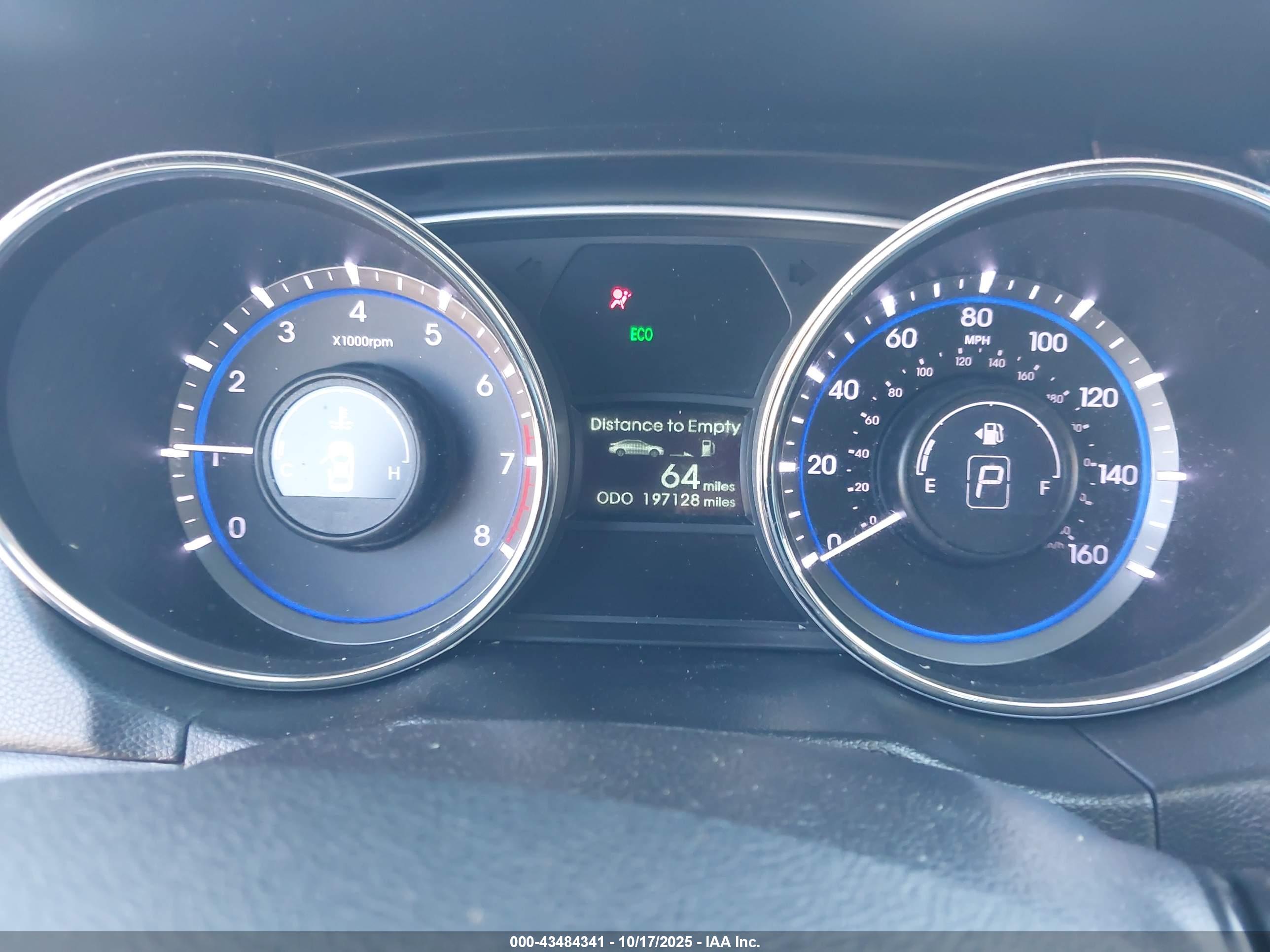 HYUNDAI SONATA image 7