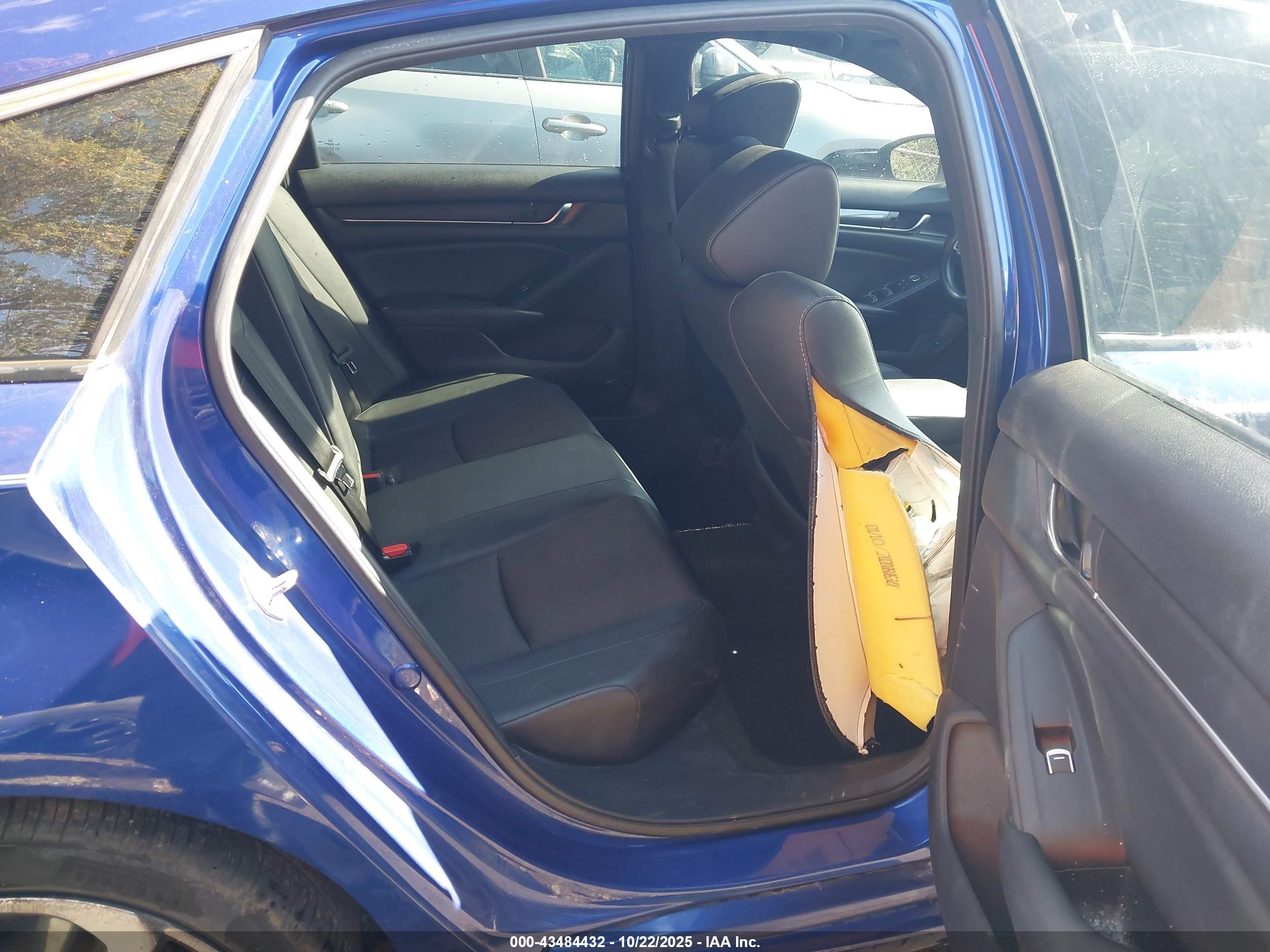 HONDA ACCORD image 8