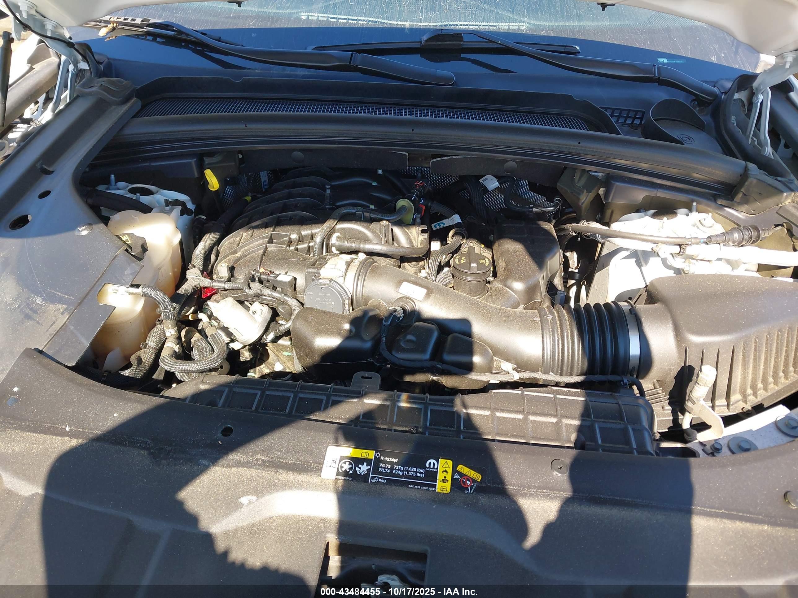 JEEP GRAND image 10