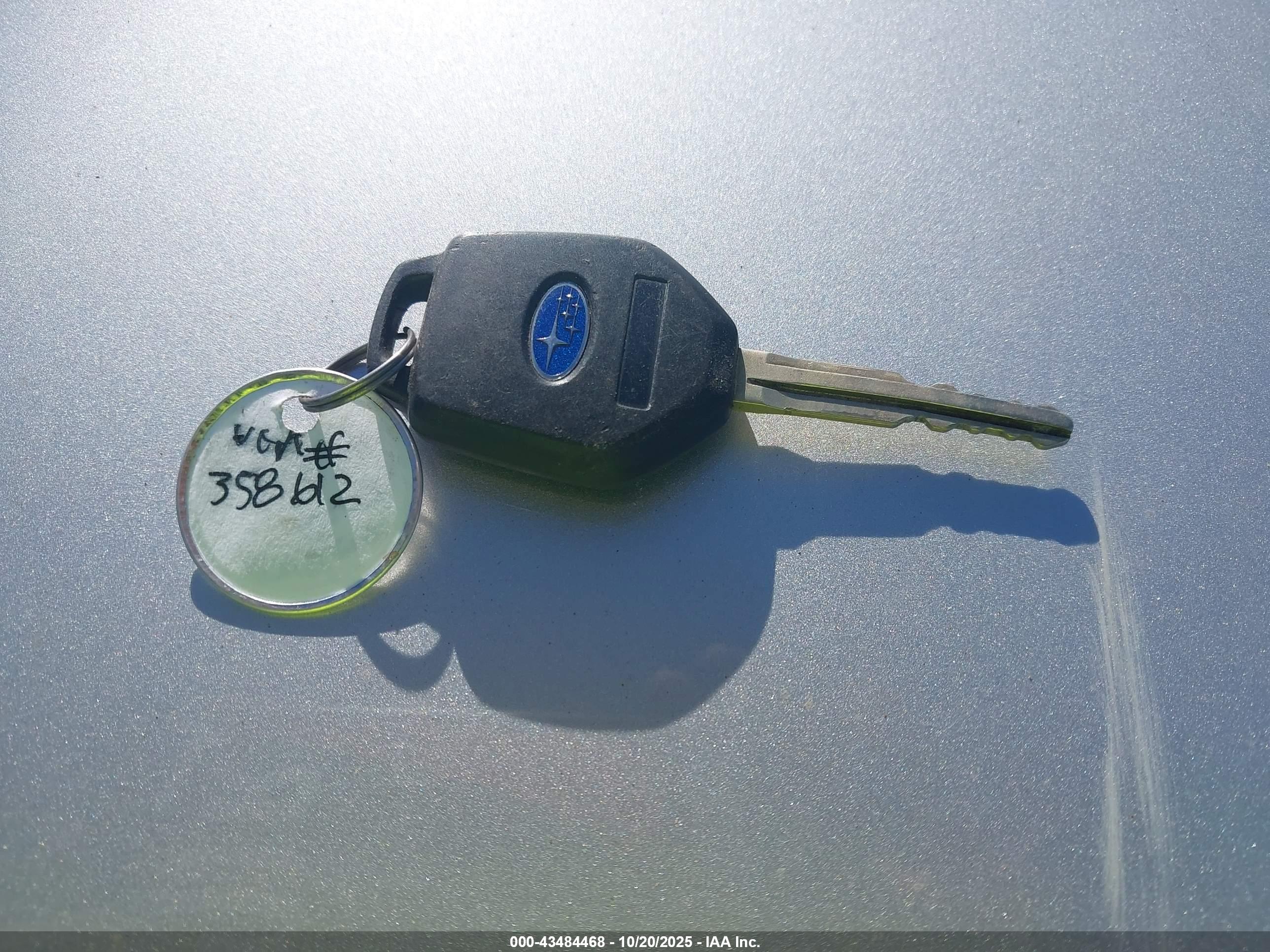 SUBARU OUTBACK image 11
